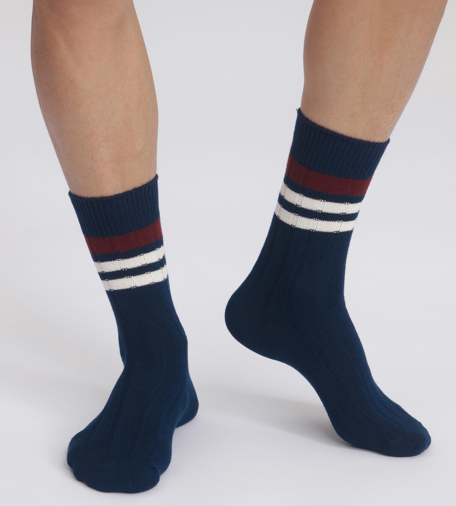Men's Striped Ribbed Bamboo Socks in Navy Blue - Soft & Breathable for Everyday Wear, Running, and Outdoor Activities
