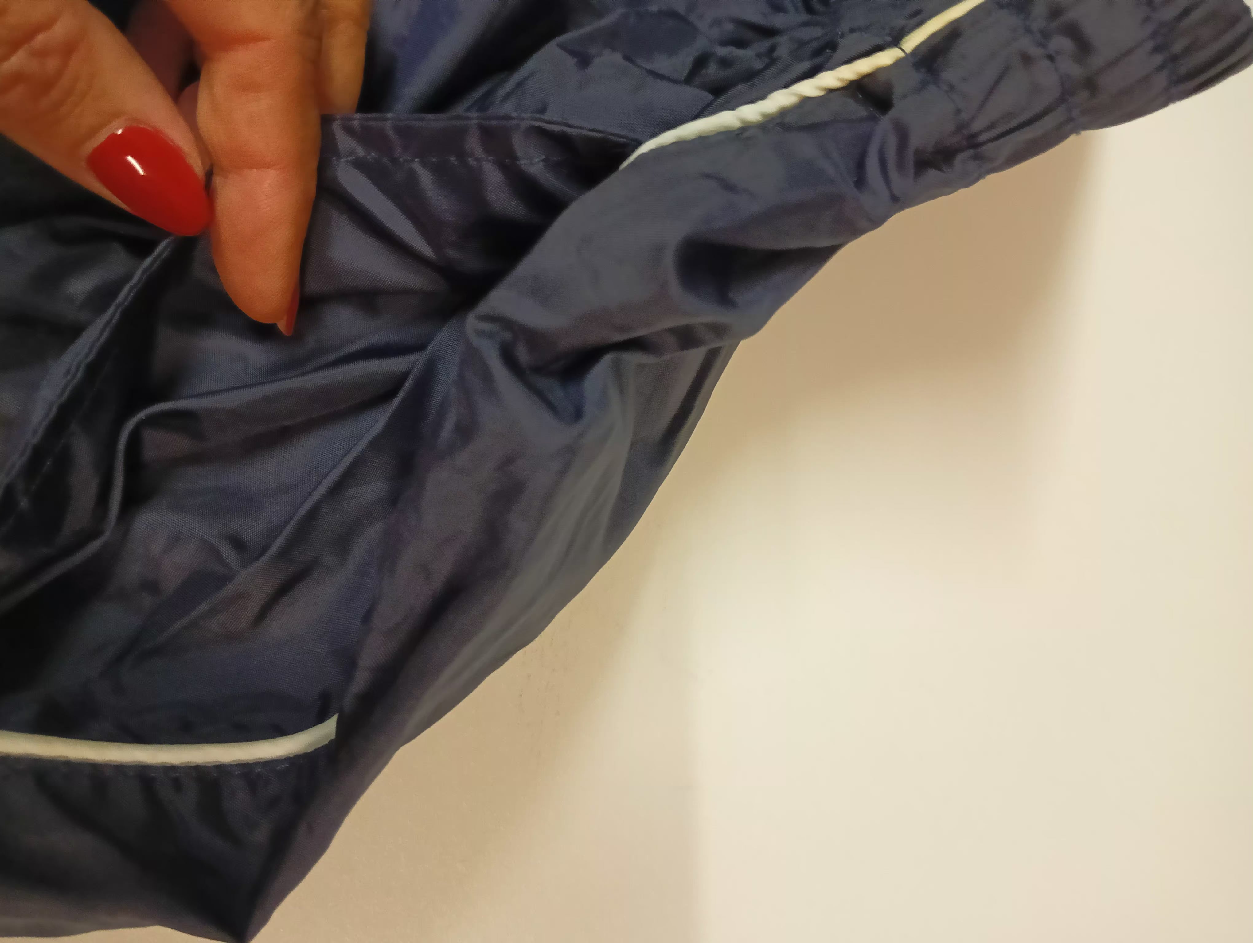 Reebok Vintage Trackpants - Men's Baggy Athletic Joggers 1738 - Retro Workout Pants for Running, Gym & Casual Streetwear Style