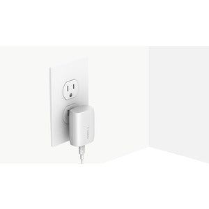 Belkin BOOST CHARGE 20W Fast USB-C Wall Charger - Compatible with iPhone, iPad, Smartphones, Tablets & Wireless Pens - Compact White Power Adapter for Home, Office & Travel Charging