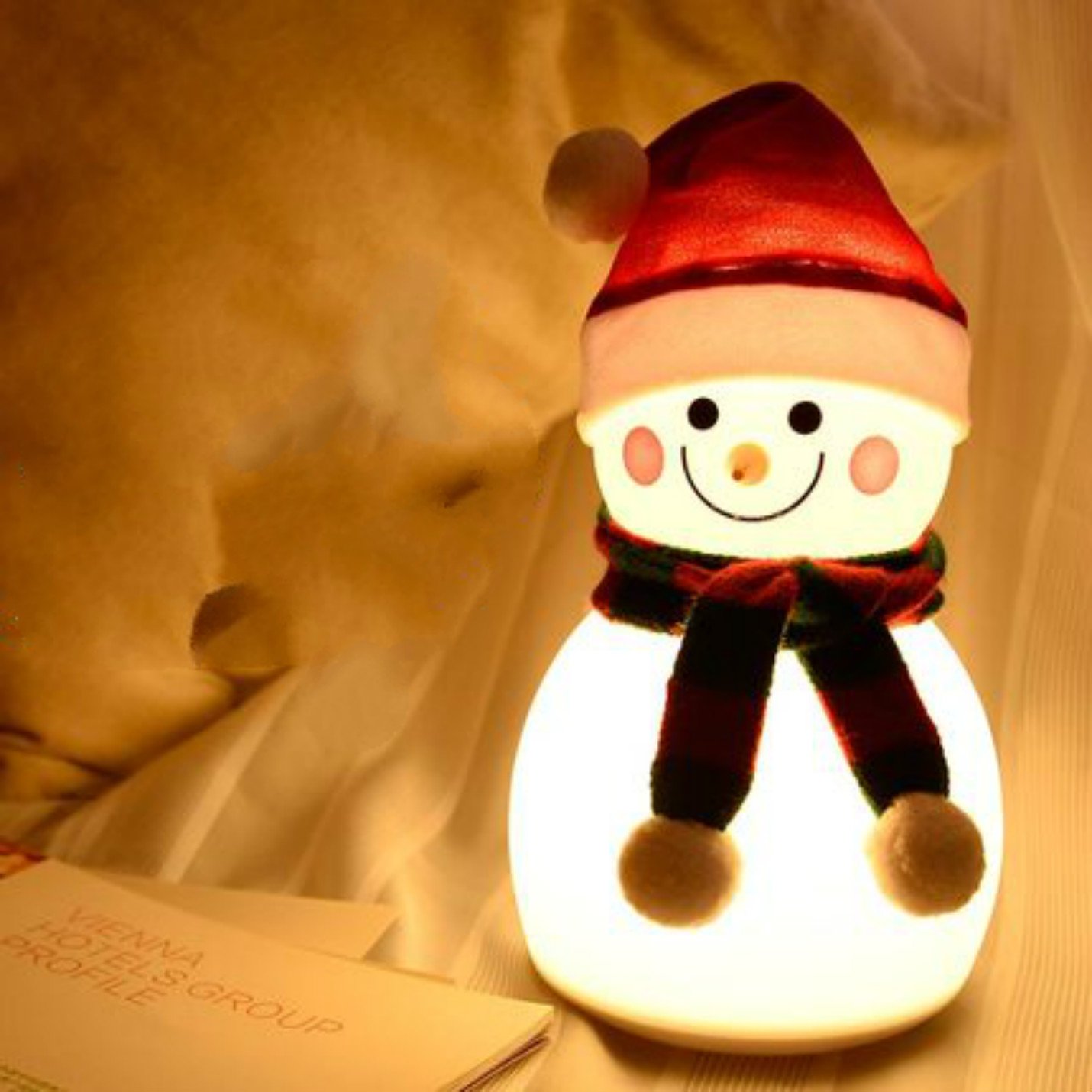 USB Rechargeable 3D Snowman Night Light - 7 Color Changing LED Table Lamp with Touch Switch, Optical Illusion Design for Christmas Decor, Kids Room, Birthday Gift (Women, Men, Children) - Perfect for Bedside, Nursery, Home Office & Holiday Decoration