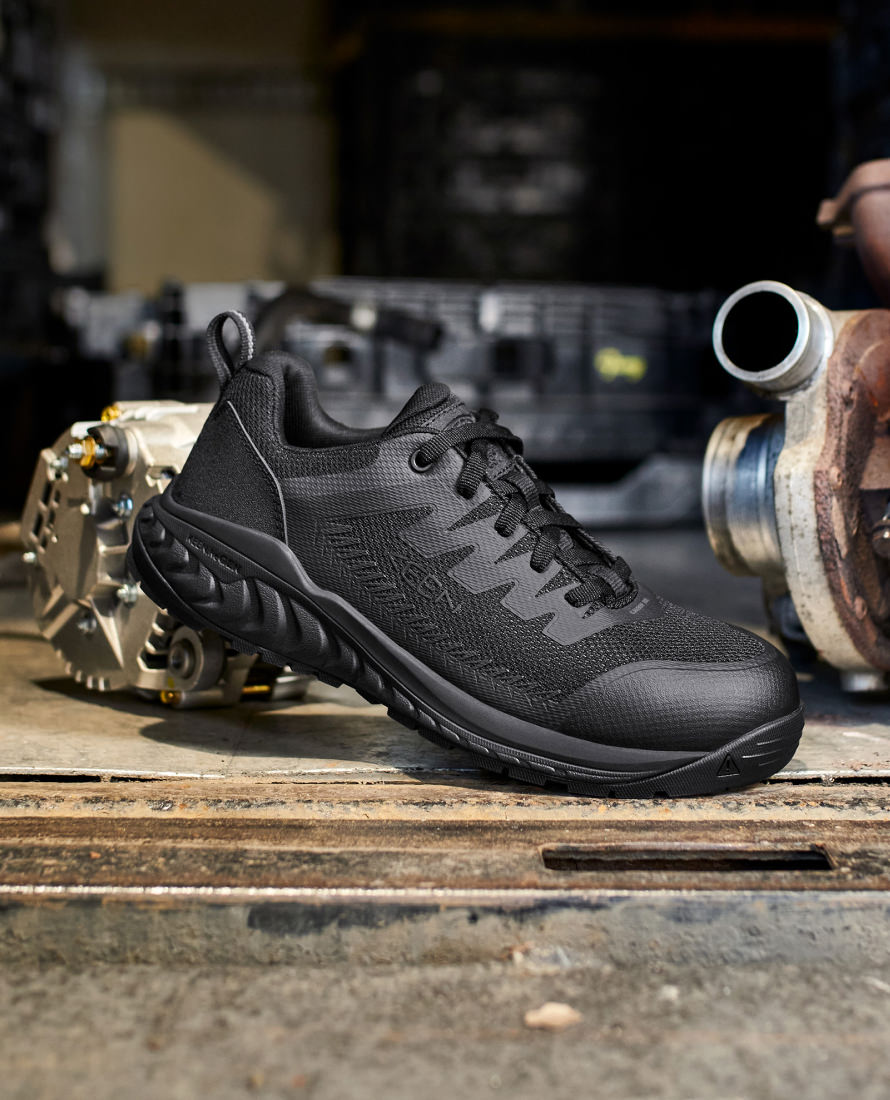 Men's Arvada ESD Work Sneaker with Carbon Toe - Black/Black | Slip-Resistant Safety Shoes for Electricians & Warehouse Workers