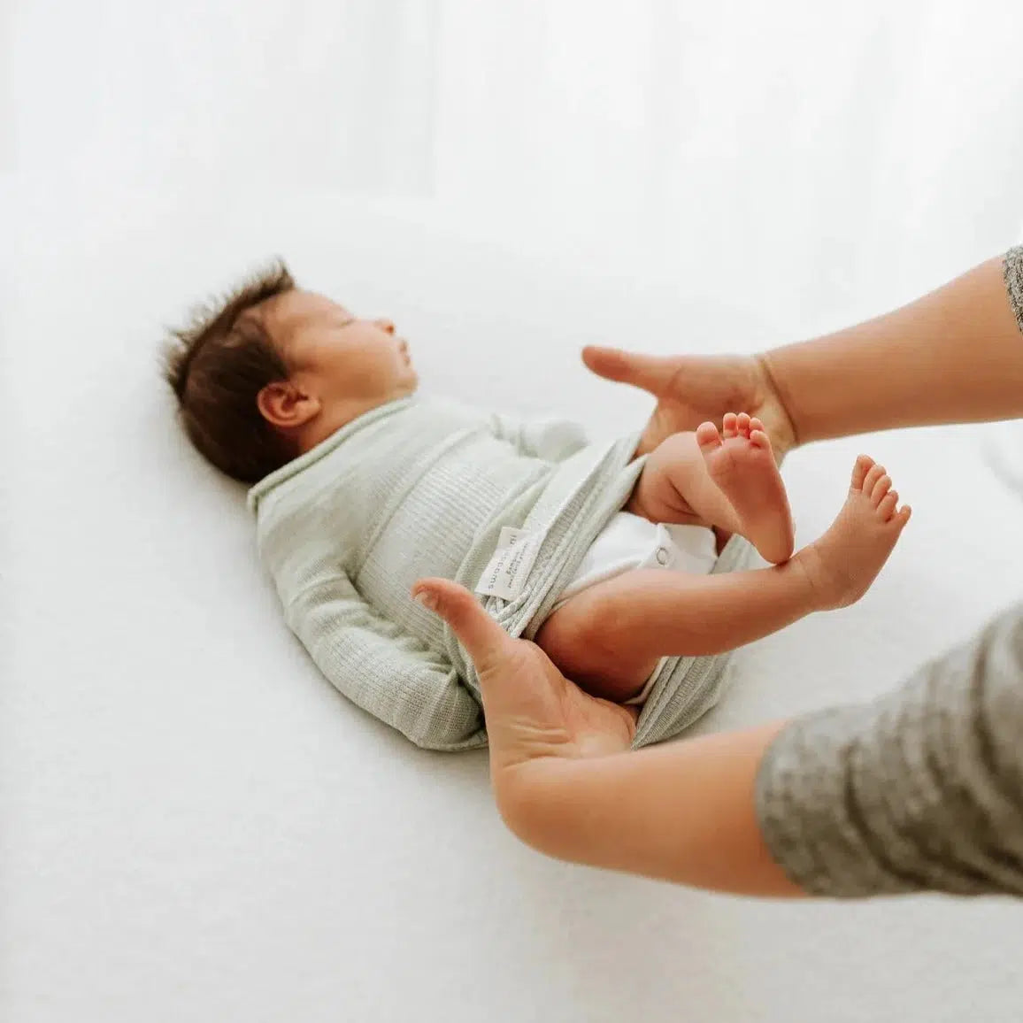 Swaddelini Bamboo Swaddle Sleep Sack - Soft & Breathable Baby Swaddle Blanket for Newborns to 6 Months, Mint Green - Perfect for Nighttime Sleep & Naptime Comfort