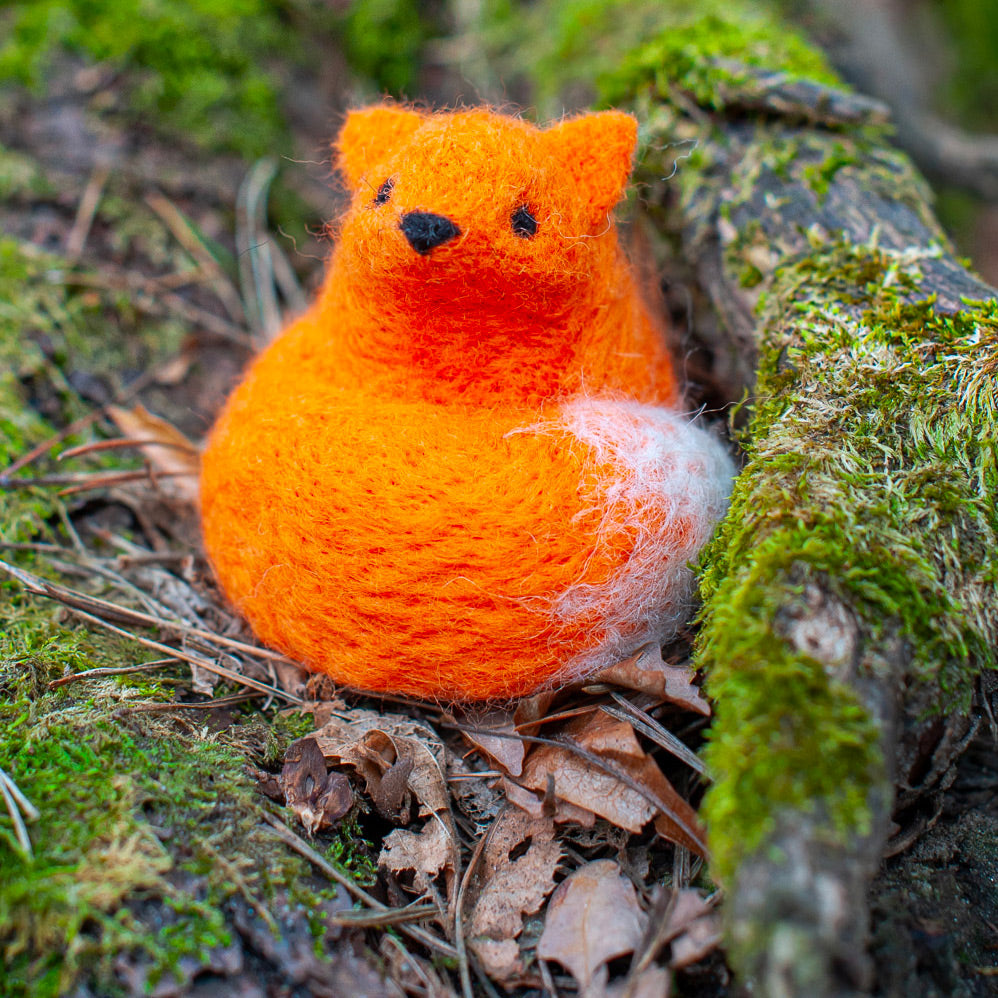 Premium Needle Felting Kit for Beginners - Create Adorable Fox Sculptures | DIY Wool Craft Supplies | Perfect for Home Decor, Gifts & Relaxation