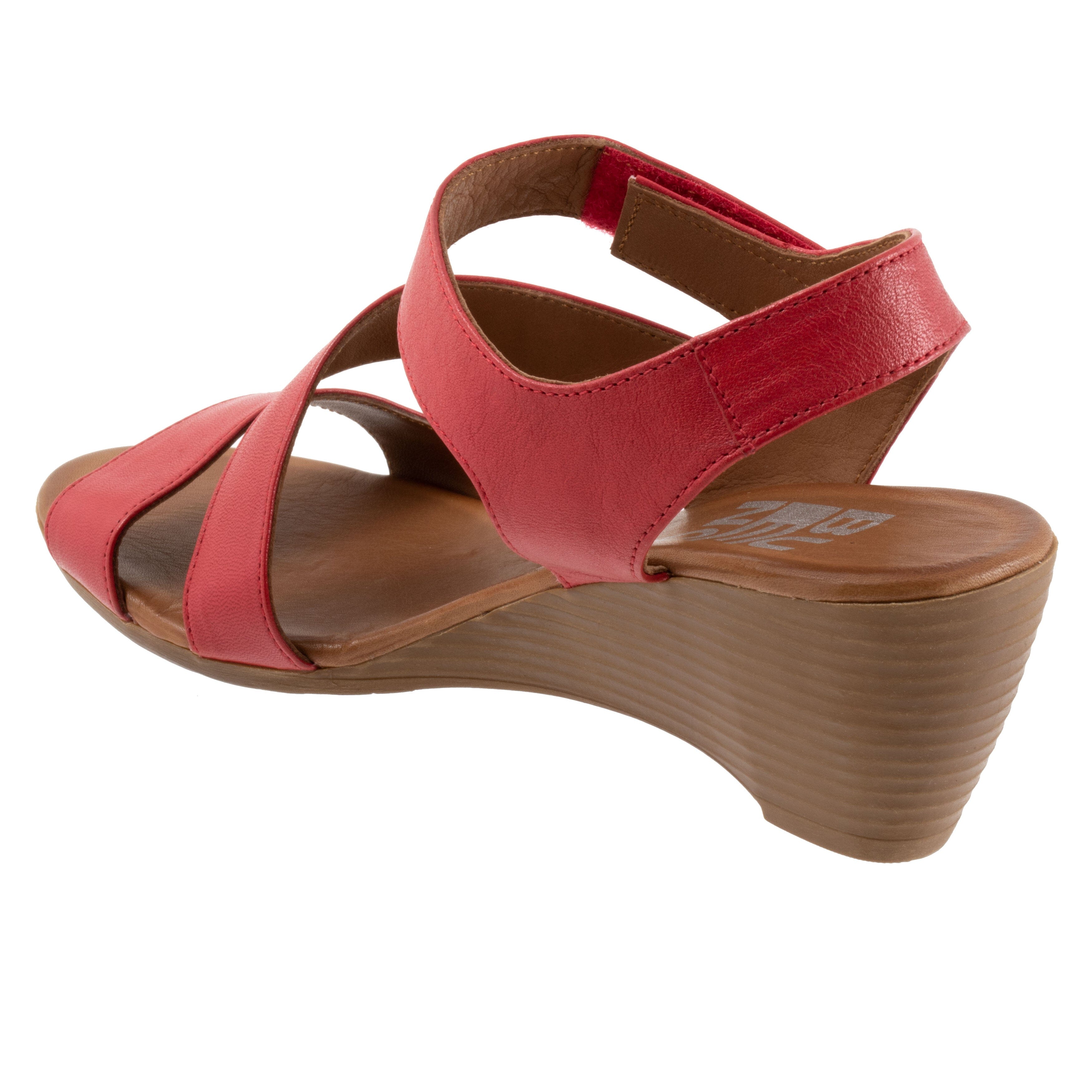 BUENO ROSE SANDAL - Women's Comfortable Summer Slide Sandals with Floral Design | Perfect for Beach, Pool, Vacation and Casual Outfits