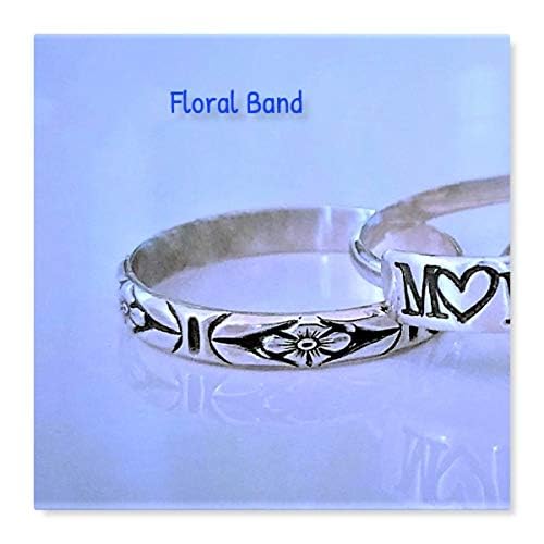 Personalized Name Ring for Mom - Custom Initial Stackable Ring for Women, Mother's Day Gift from Daughter, Grandma, Wedding, Bridesmaid, Graduation, Sister Matching Jewelry - Perfect for Stacking, Everyday Wear & Special Occasions