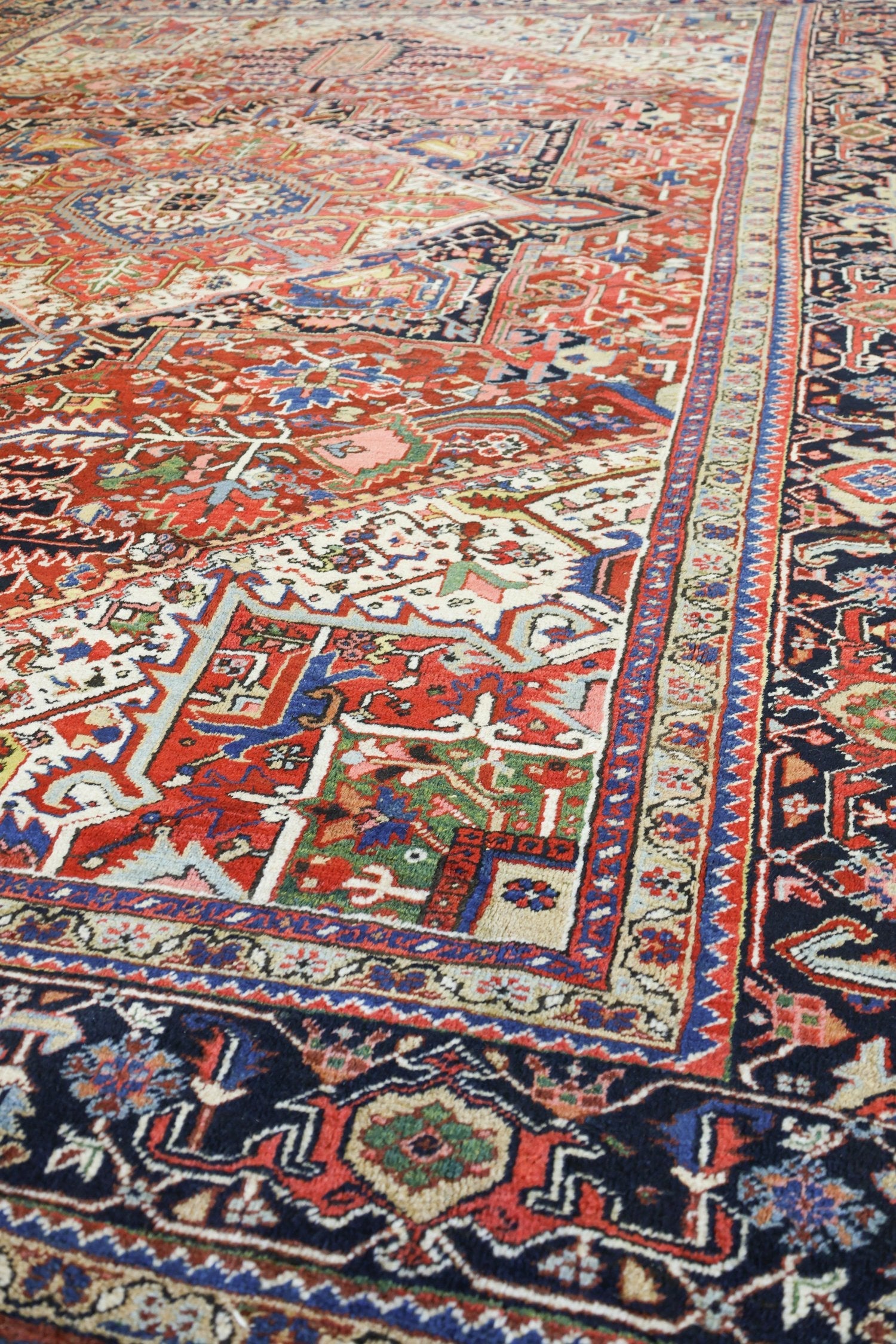 Vintage Heriz Handwoven Tribal Rug - Authentic Persian Carpet JF8686 | Perfect for Living Room, Bedroom & Boho Decor