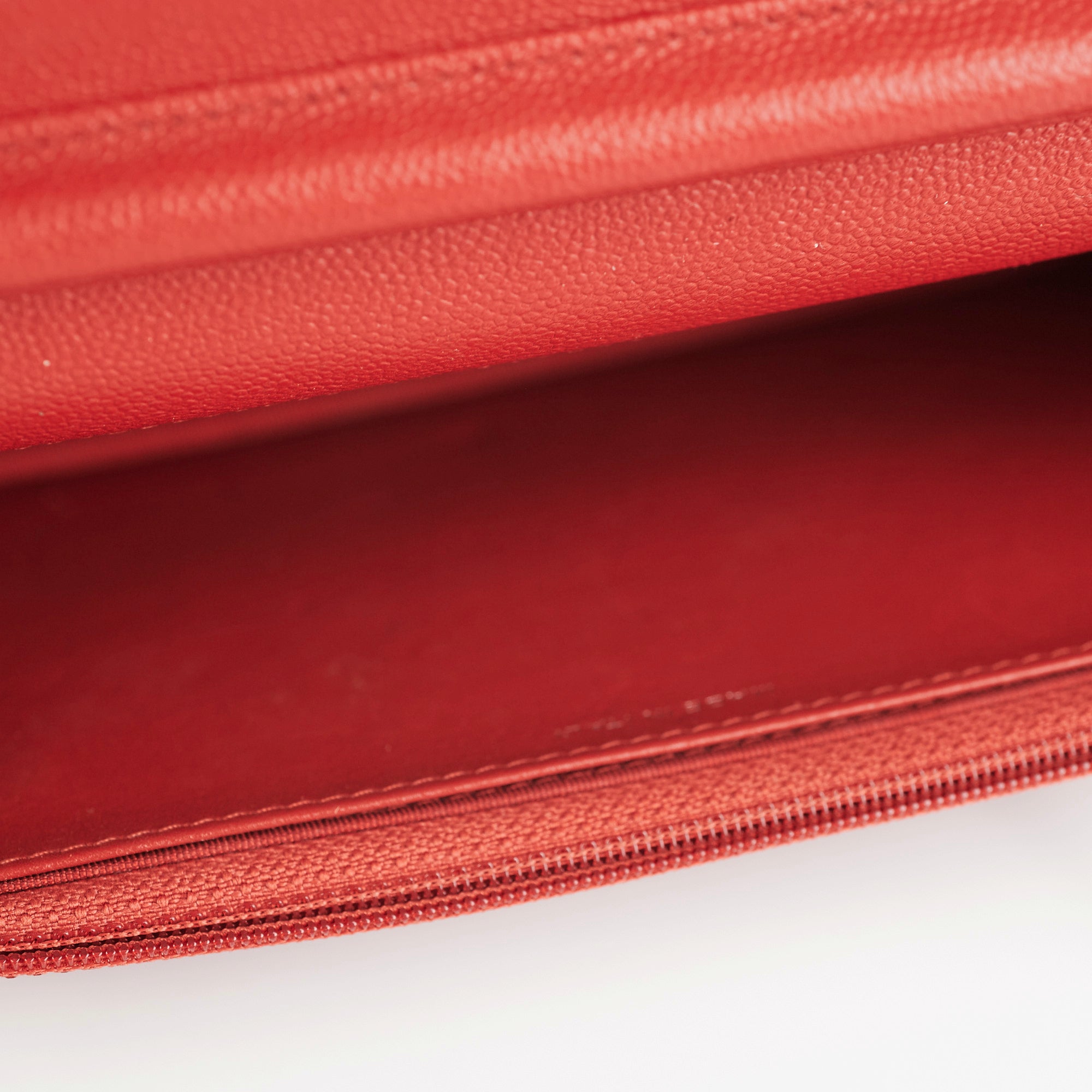 Chanel Caviar Leather Wallet on Chain WOC Crossbody Bag in Red | Luxury Designer Handbag for Women | Perfect for Parties, Date Nights & Everyday Use