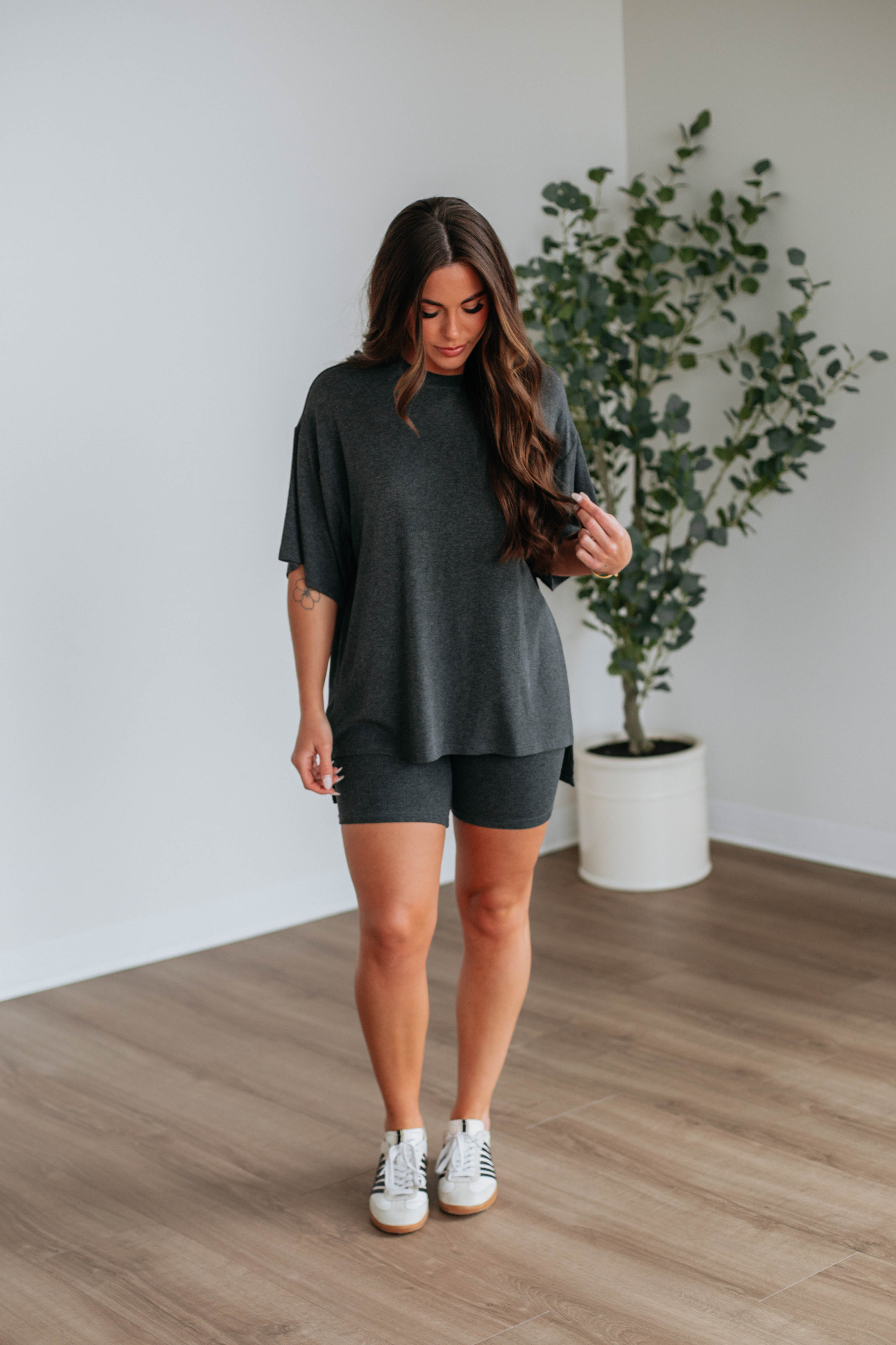 Kaylor Oversized Top for Women - Soft & Comfortable Loose Fit T-Shirt in Charcoal Grey | Casual Wear, Lounge, Street Style, Everyday Outfits