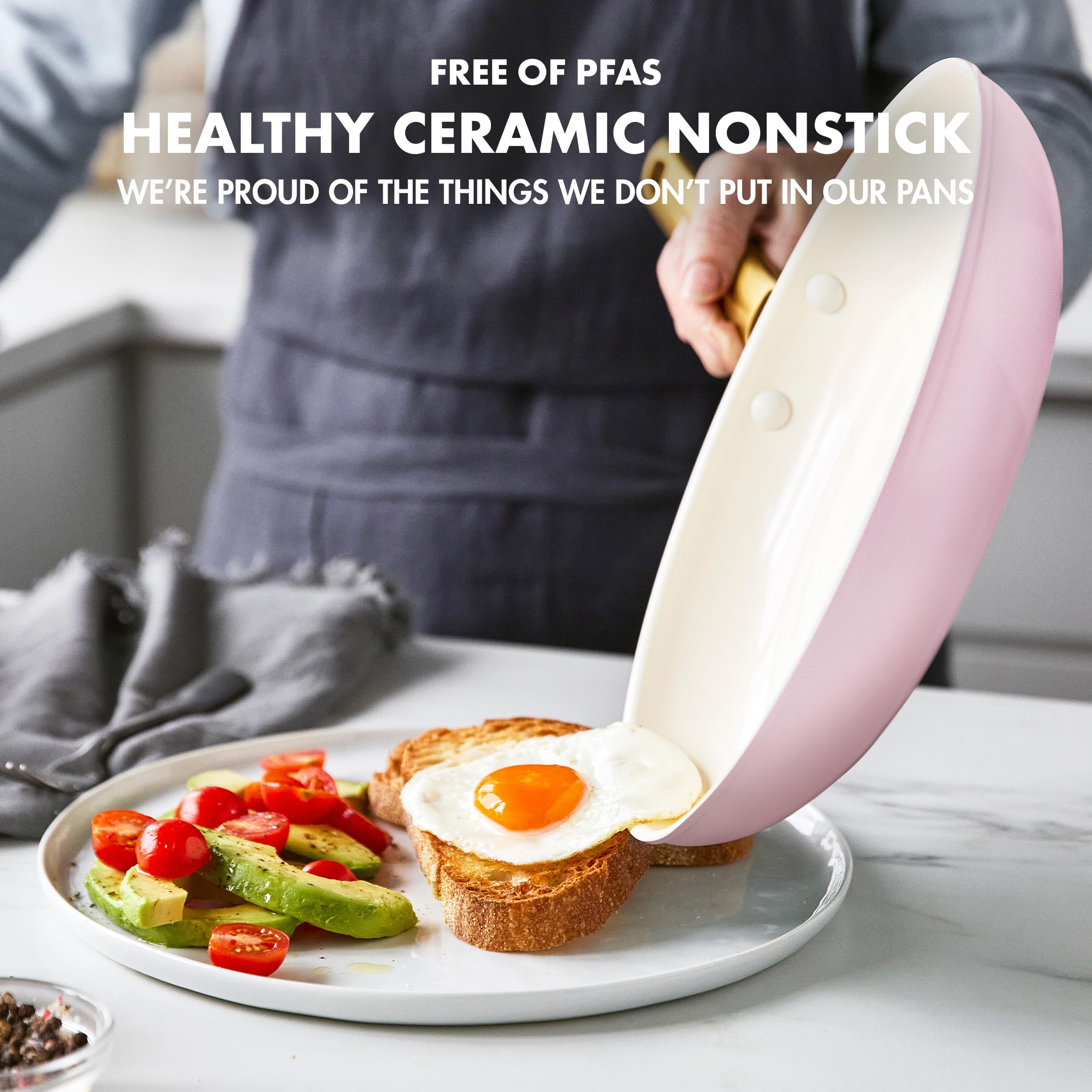 GreenPan Reserve Hard Anodized Healthy Ceramic Nonstick 20cm & 26cm Frying Pan Skillet Set - PFAS-Free, Induction & Oven Safe Cookware with Gold Handle (Blush Pink) - Perfect for Healthy Cooking, Sautéing & Frying in Modern Kitchens