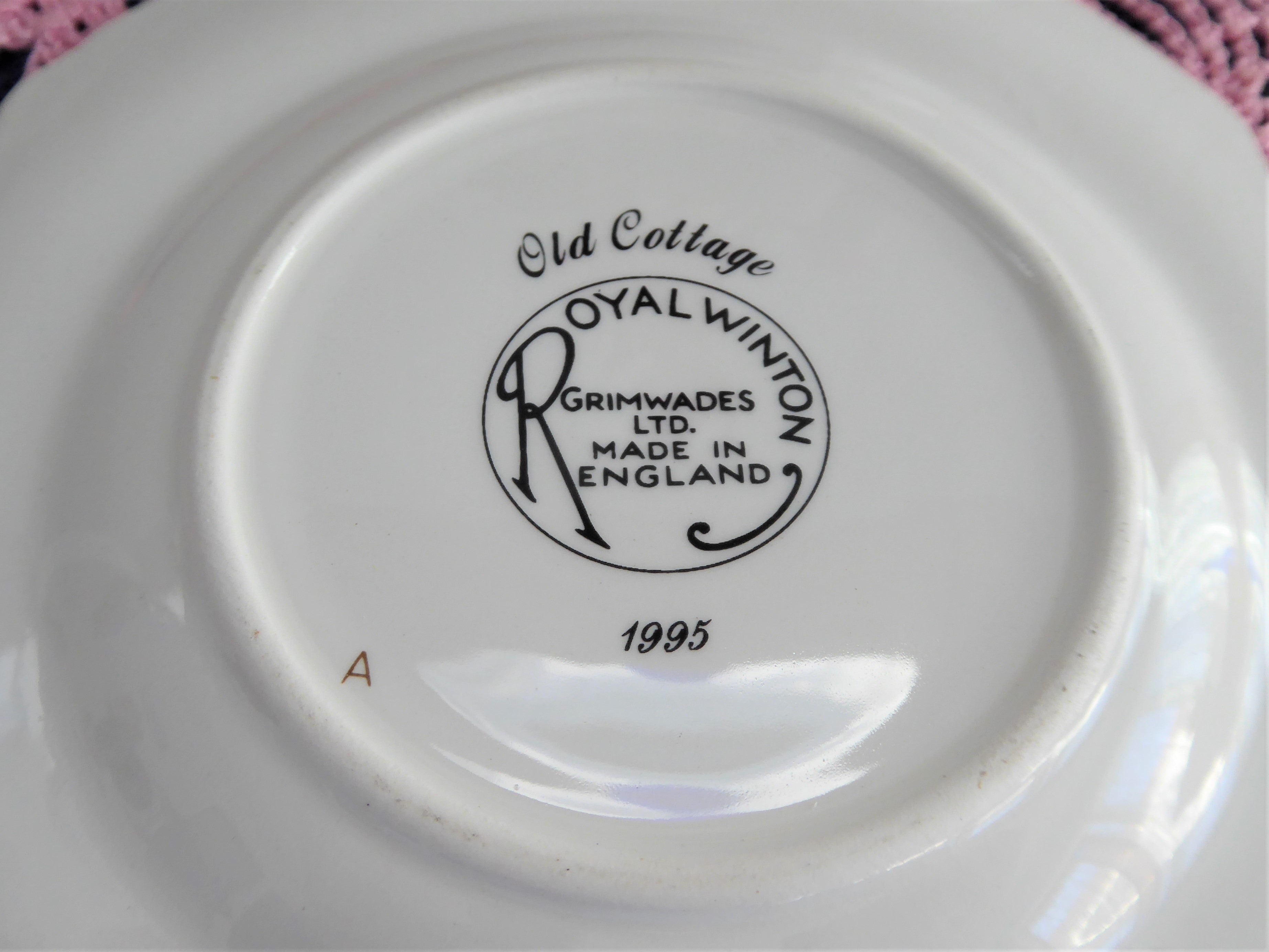 Royal Winton Grimwades Old Cottage Chintz Square Side Plate - Vintage 1995 Reissue for Bread, Cake & Desserts - Perfect for Afternoon Tea, Wedding Receptions & Vintage Tableware Collections