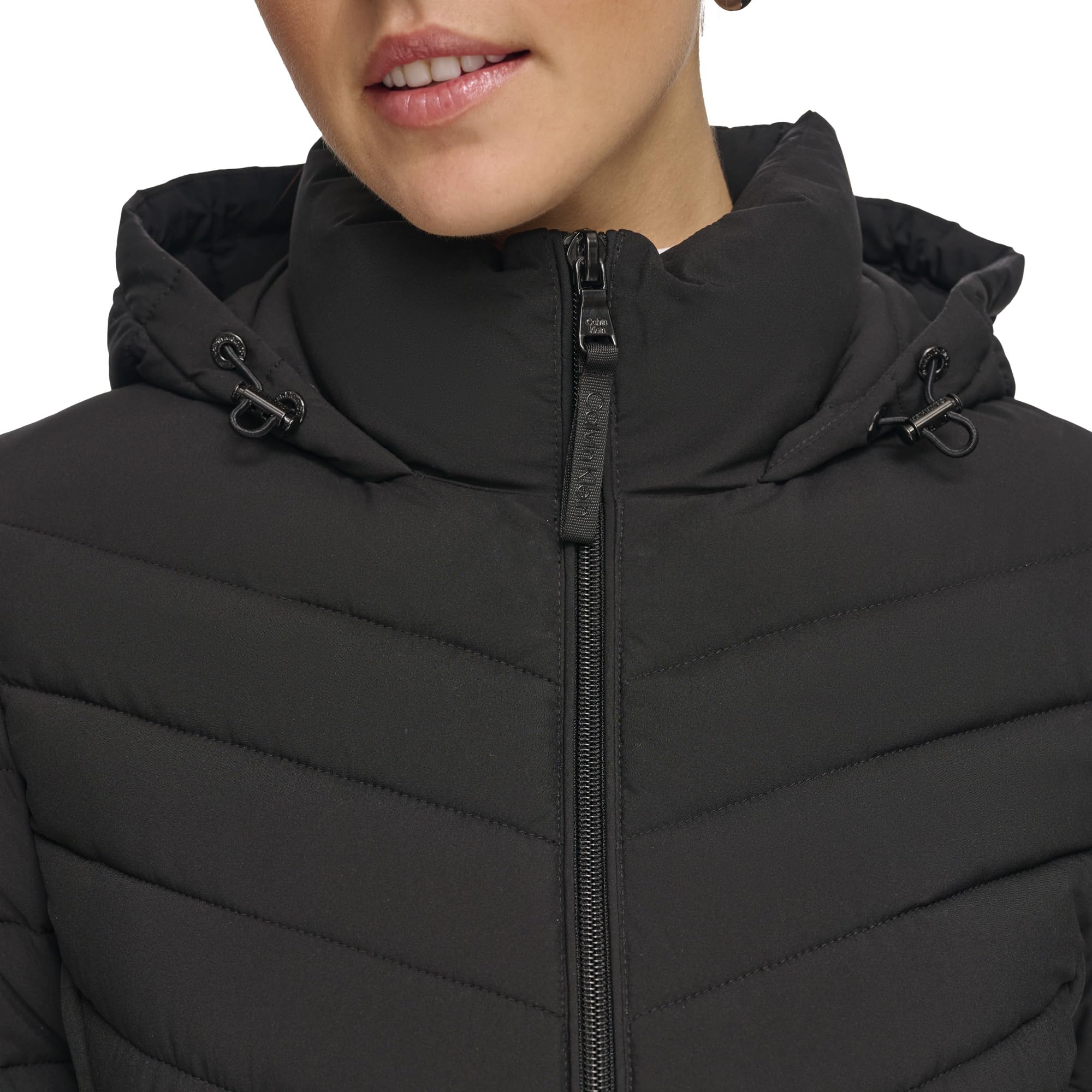 Calvin Klein Women's Lightweight Hooded Puffer Jacket - Warm Winter Down Coat for Outdoor Activities & Casual Wear