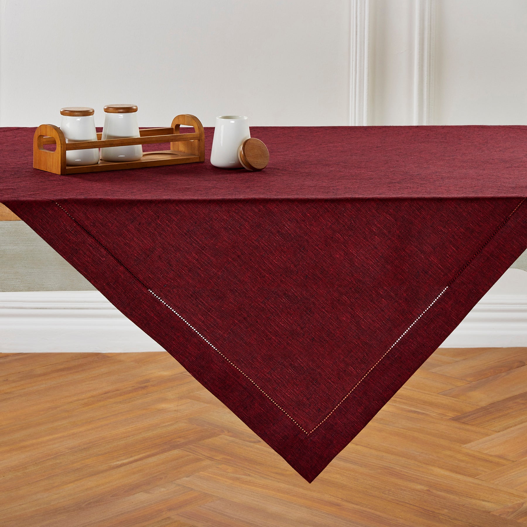 Stylish Milan Table Throw - Elegant Decorative Table Cover for Dining & Living Room - Perfect for Home Decor, Parties & Special Occasions