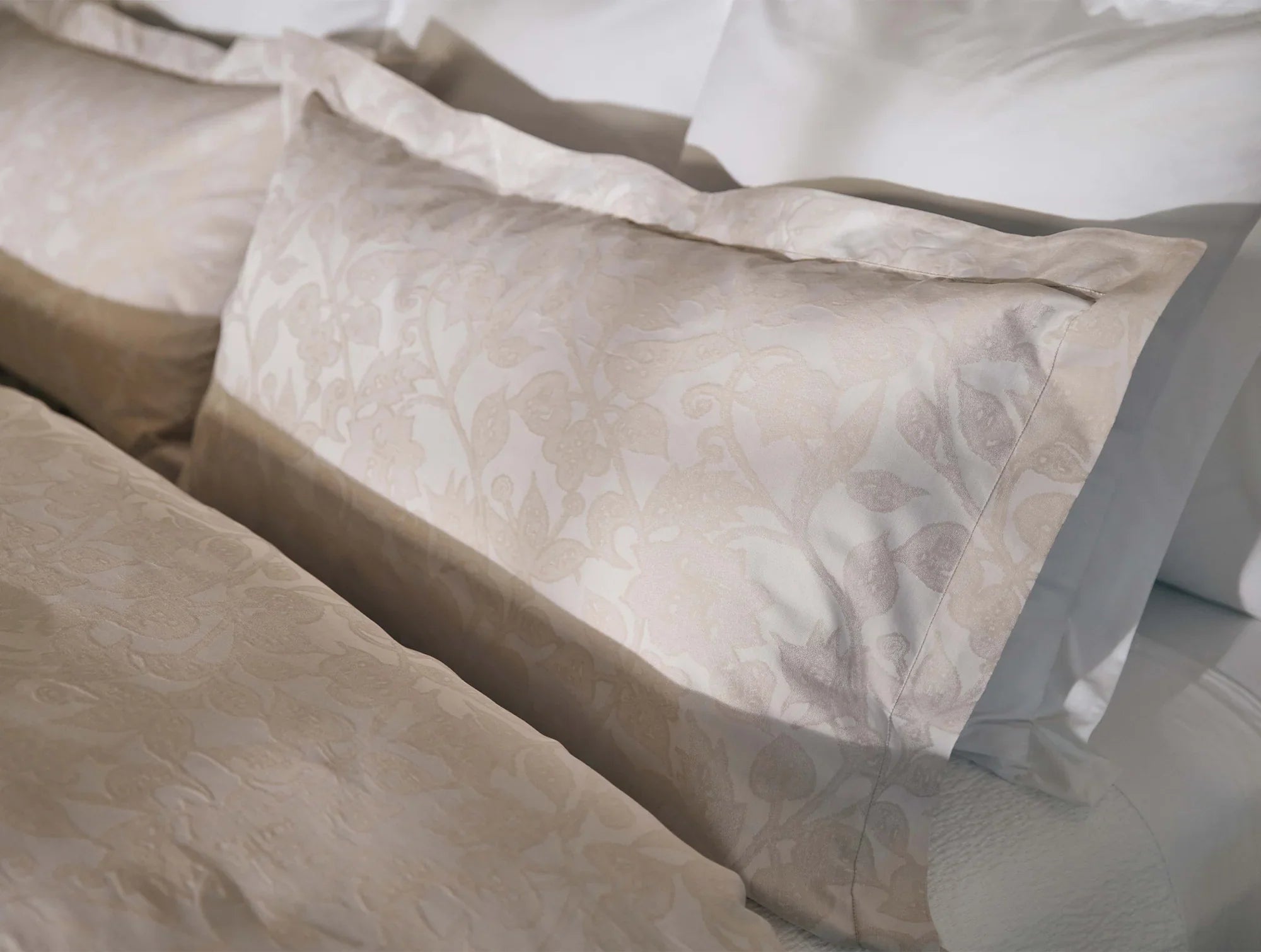 Heritage Organic Percale Jacquard Duvet Cover Set - 100% Cotton Luxury Bedding for Hotel & Home Use - Perfect for Master Bedroom, Guest Room & Vacation Homes