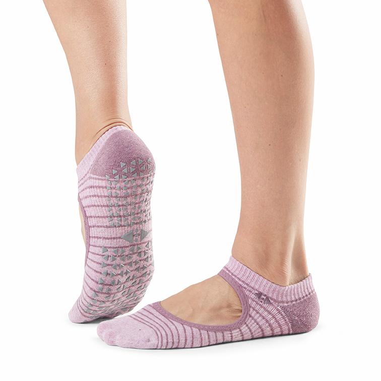 Tavi Noir Chey Grip Socks - Non-Slip Yoga Socks for Women, Pilates, Barre & Workout - Breathable & Comfortable Anti-Skid Socks for Home, Studio & Gym Use