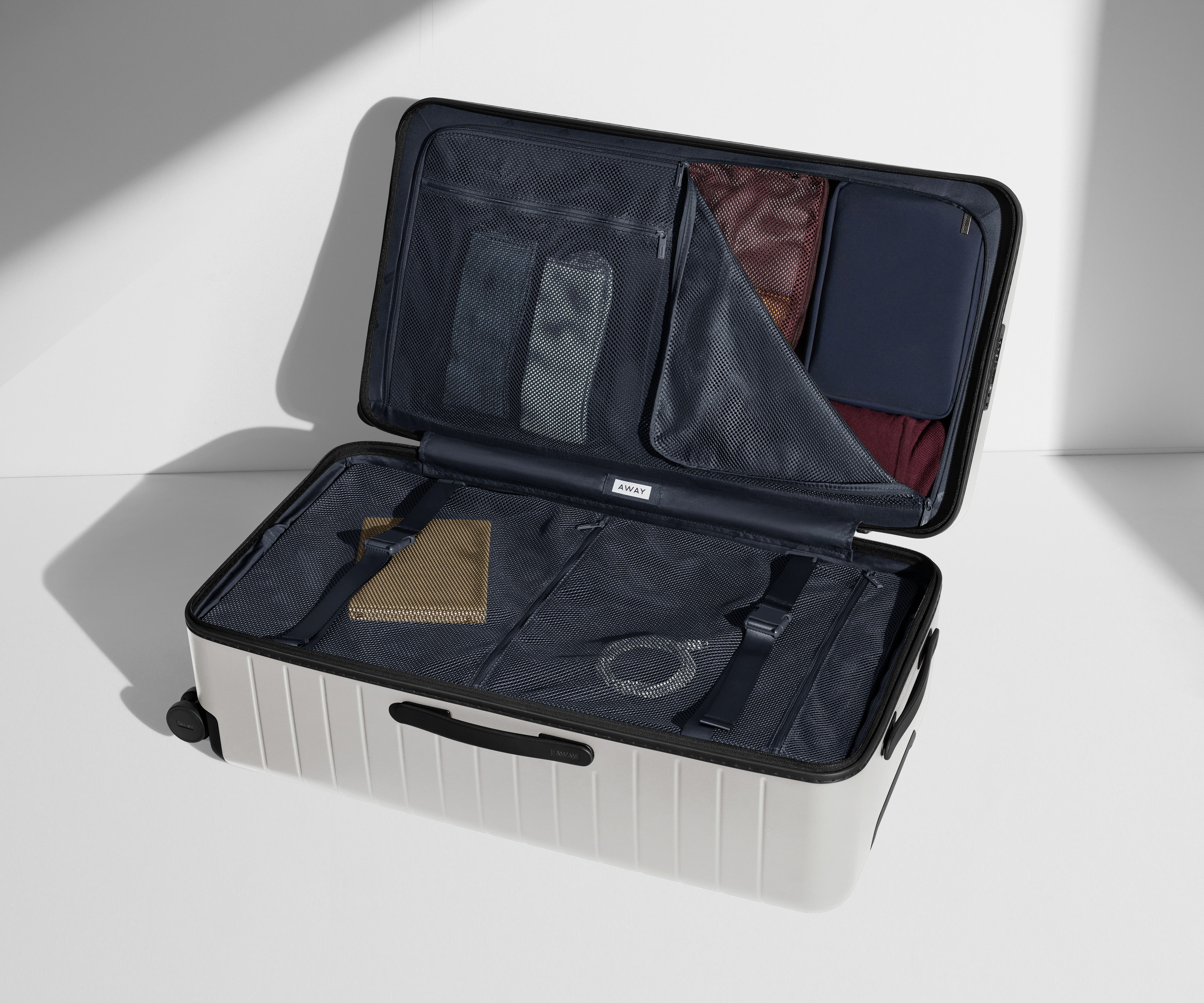 The Trunk in Cloud Gray - Stylish Storage Solution for Travel, Home & Office Organization