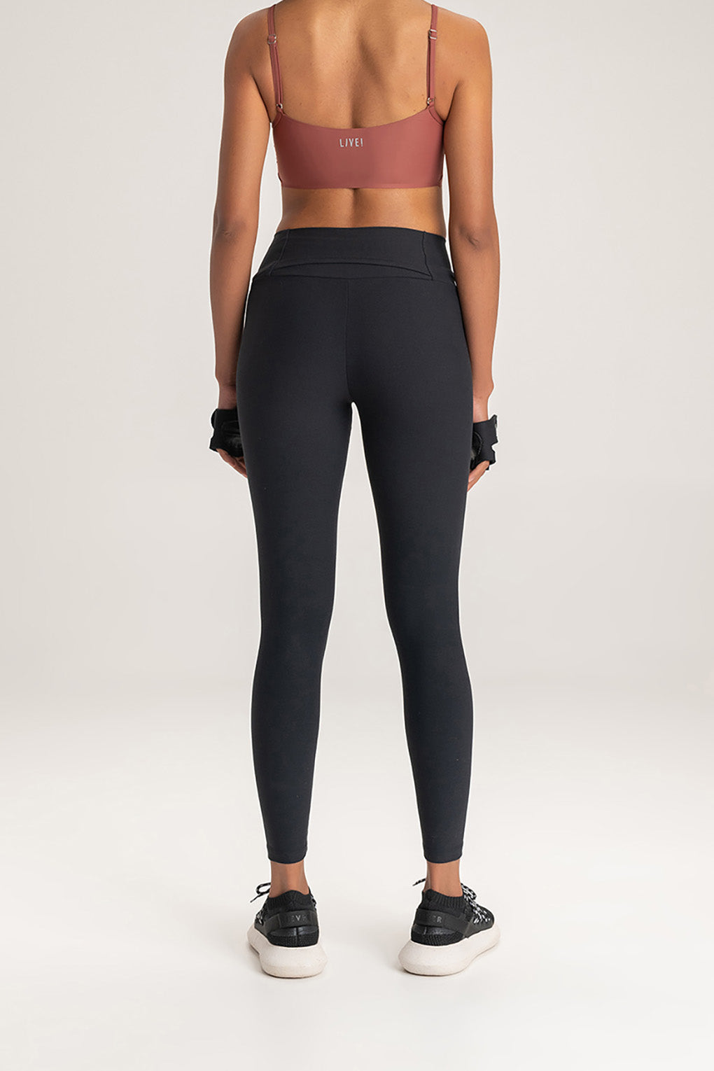 High-Performance Pro Sports Bra for Women - Moisture-Wicking & Supportive Workout Top for Running, Yoga & Gym - 450891