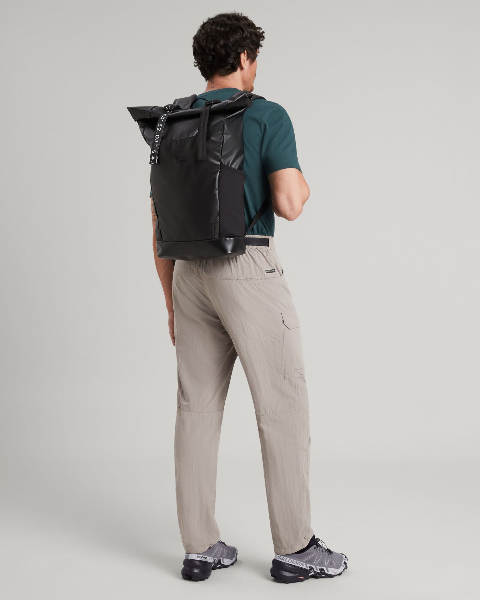 Amphi Roll Top 18L Waterproof Backpack - Black Stingray Color for Hiking, Travel & Outdoor Adventures