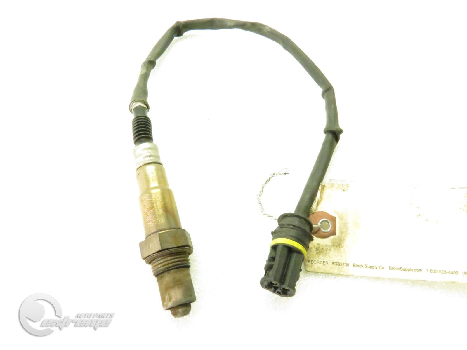 Genuine Mercedes-Benz OEM Oxygen Sensor 0015405117 - Compatible with Various Models, Perfect for Engine Performance & Emissions Control
