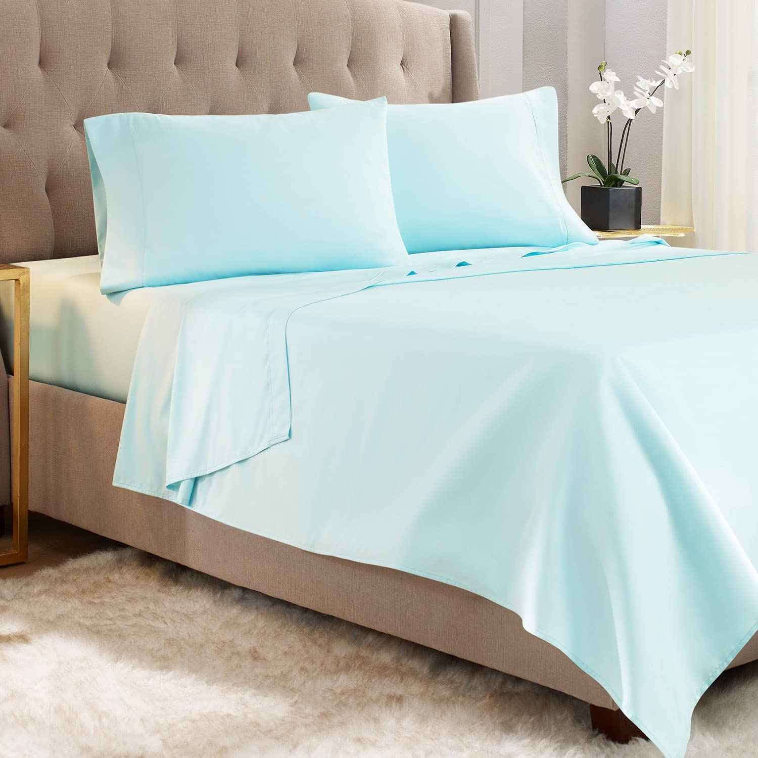Empyrean Twin Sheets Set - 3 Piece Super Soft Microfiber Bedding - Breathable Double Brushed Hotel Luxury Light Blue Twin Size Sheets with Deep Pockets & Elastic Corners - Perfect for Guest Rooms, Dorms, Kids' Bedrooms & Cozy Sleep