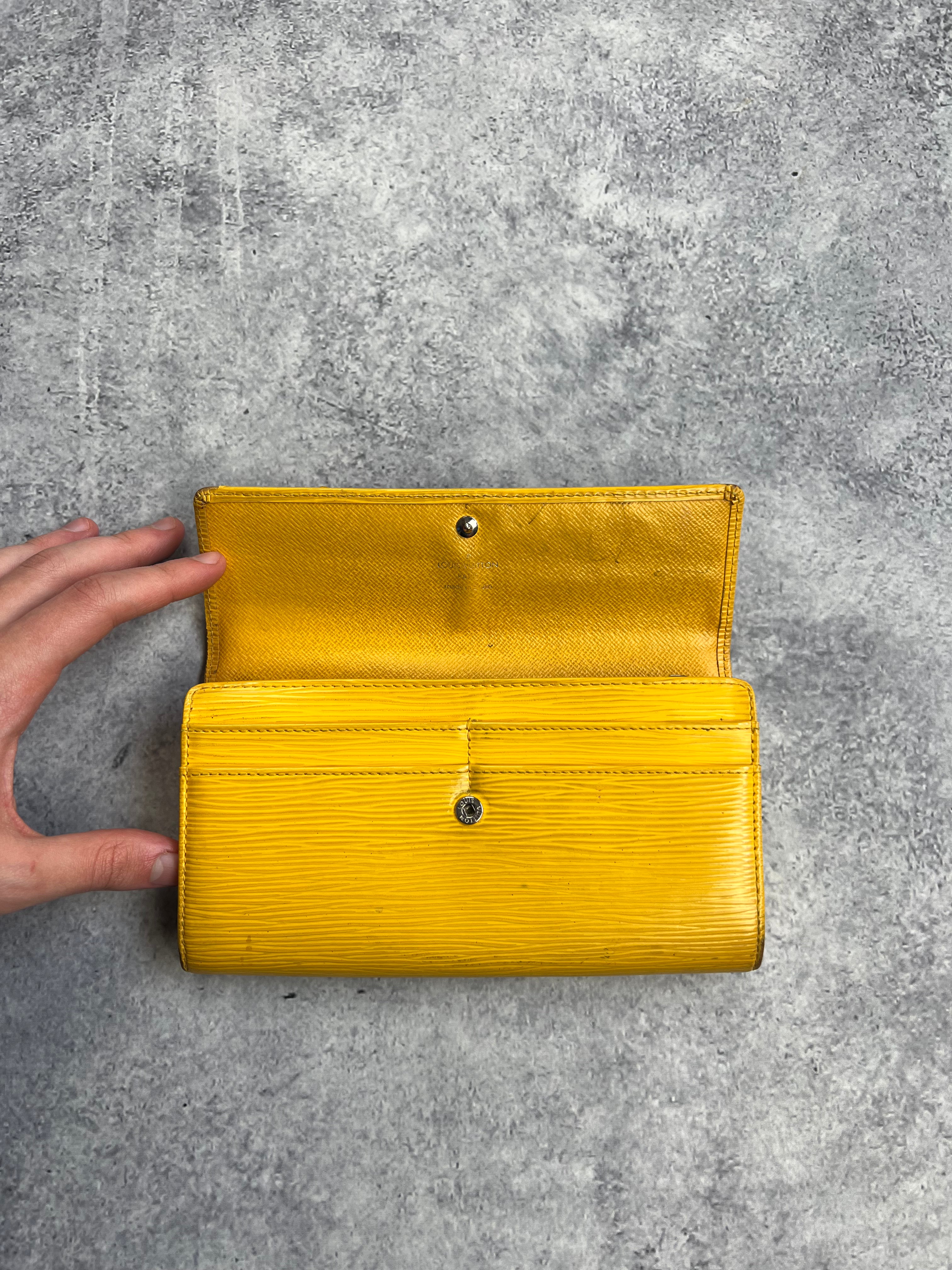 Authentic Vintage Louis Vuitton Epi Leather Handbag in Yellow - Perfect for Everyday Use, Work & Special Occasions