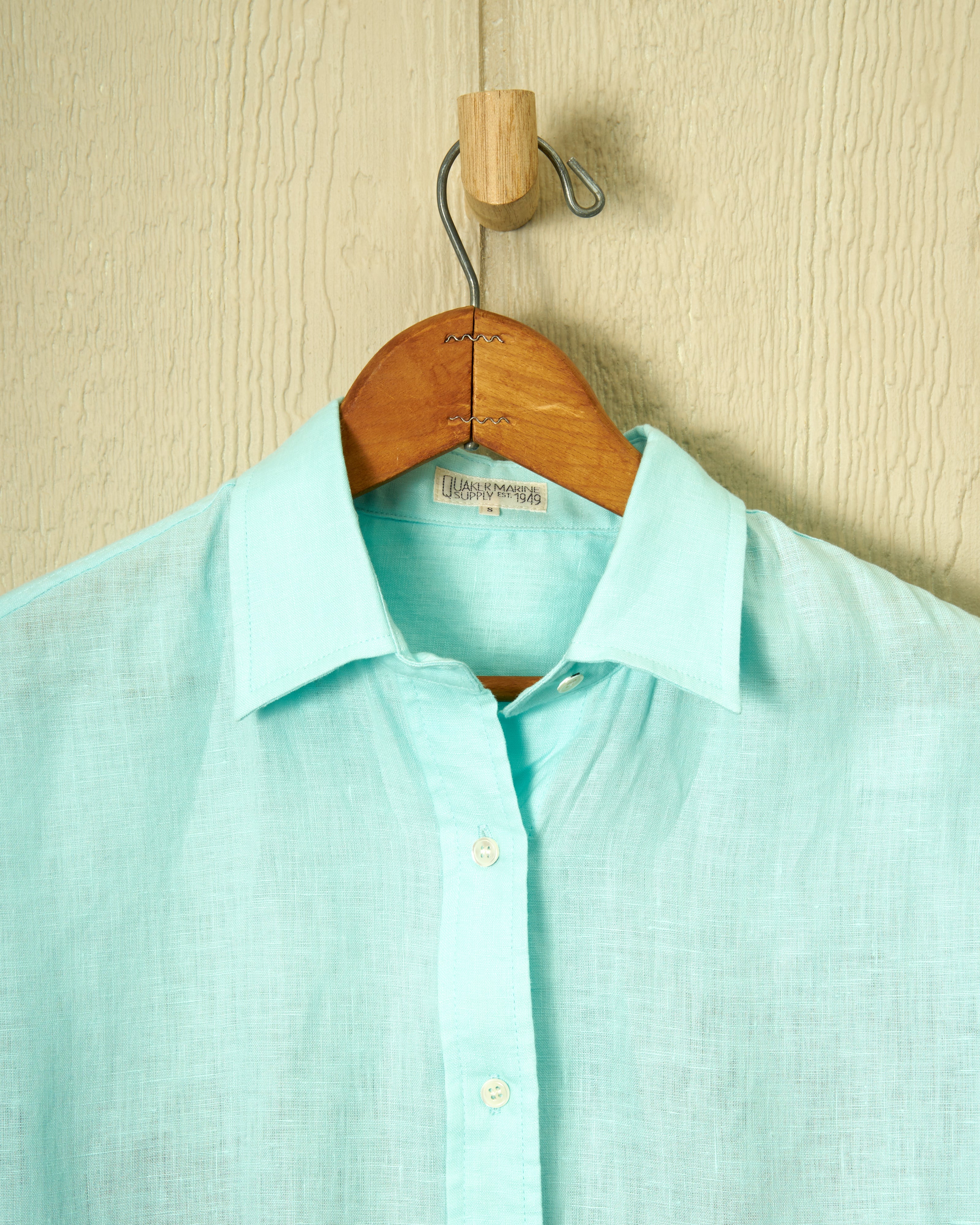 Women's Linen Shirt in Seafoam Green - Breathable Summer Blouse for Casual Outings & Beach Vacations