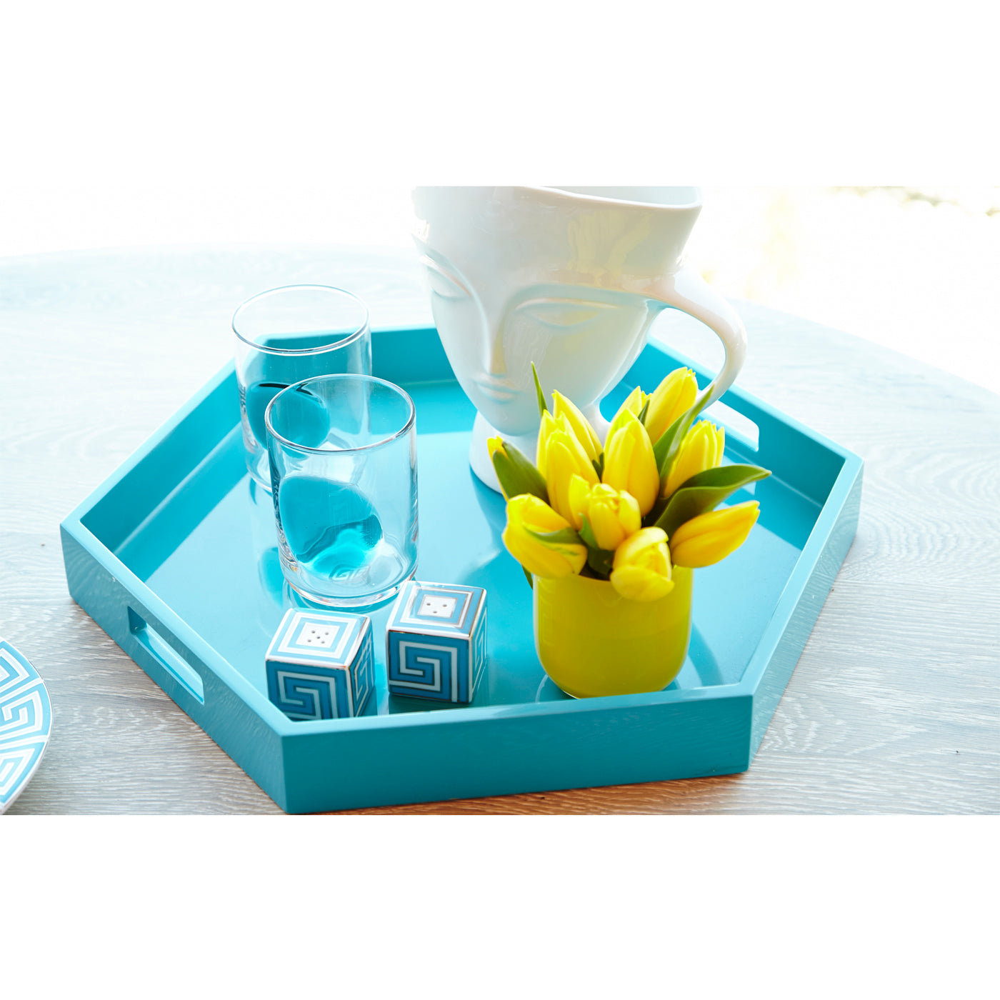 **Giuliette Glass Pitcher - Elegant Water Pitcher for Iced Tea, Lemonade & Beverages - Perfect for Parties, Dining & Home Decor**