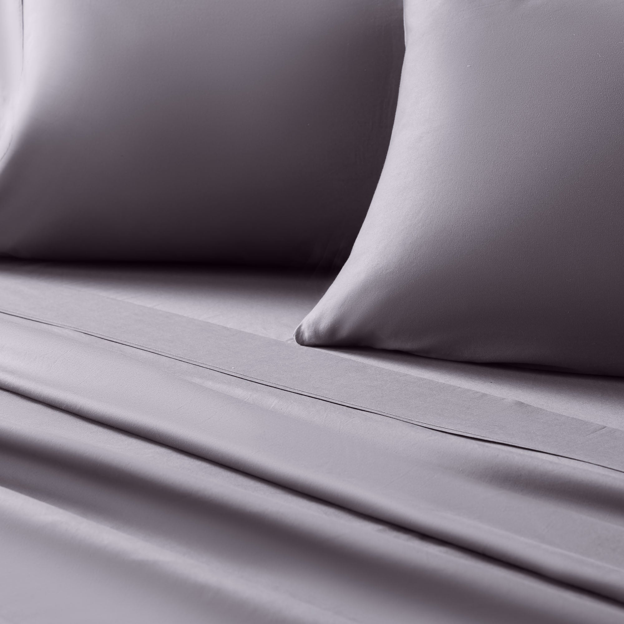 Malouf Weekender 100% Cotton Sheet Set - Queen Size, 4-Piece Bedding Set with Deep Pockets, Soft & Breathable for Ultimate Comfort - Perfect for Guest Rooms, Vacation Homes & Cozy Bedroom Retreats
