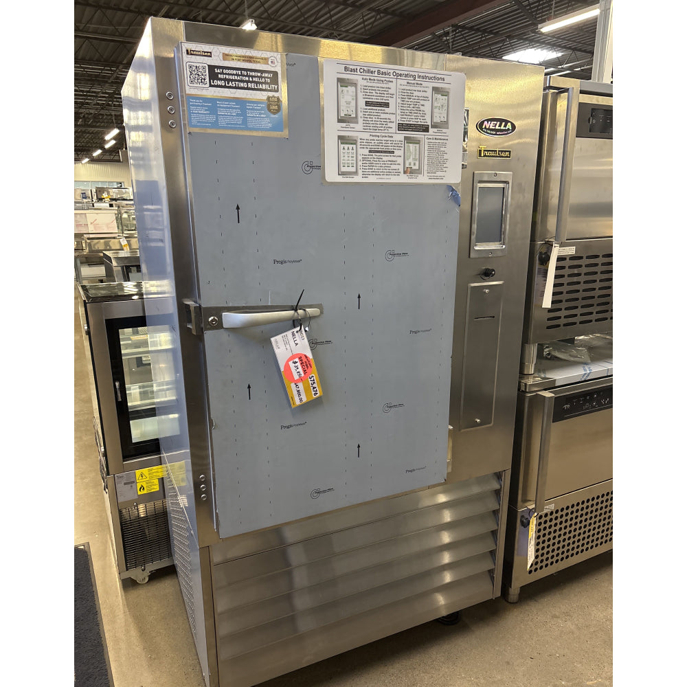SHOWROOM MODEL Traulsen TBC13 Spec Line 13-Pan Commercial Blast Chiller with 6 Casters - Perfect for Restaurants, Catering & Food Service Businesses