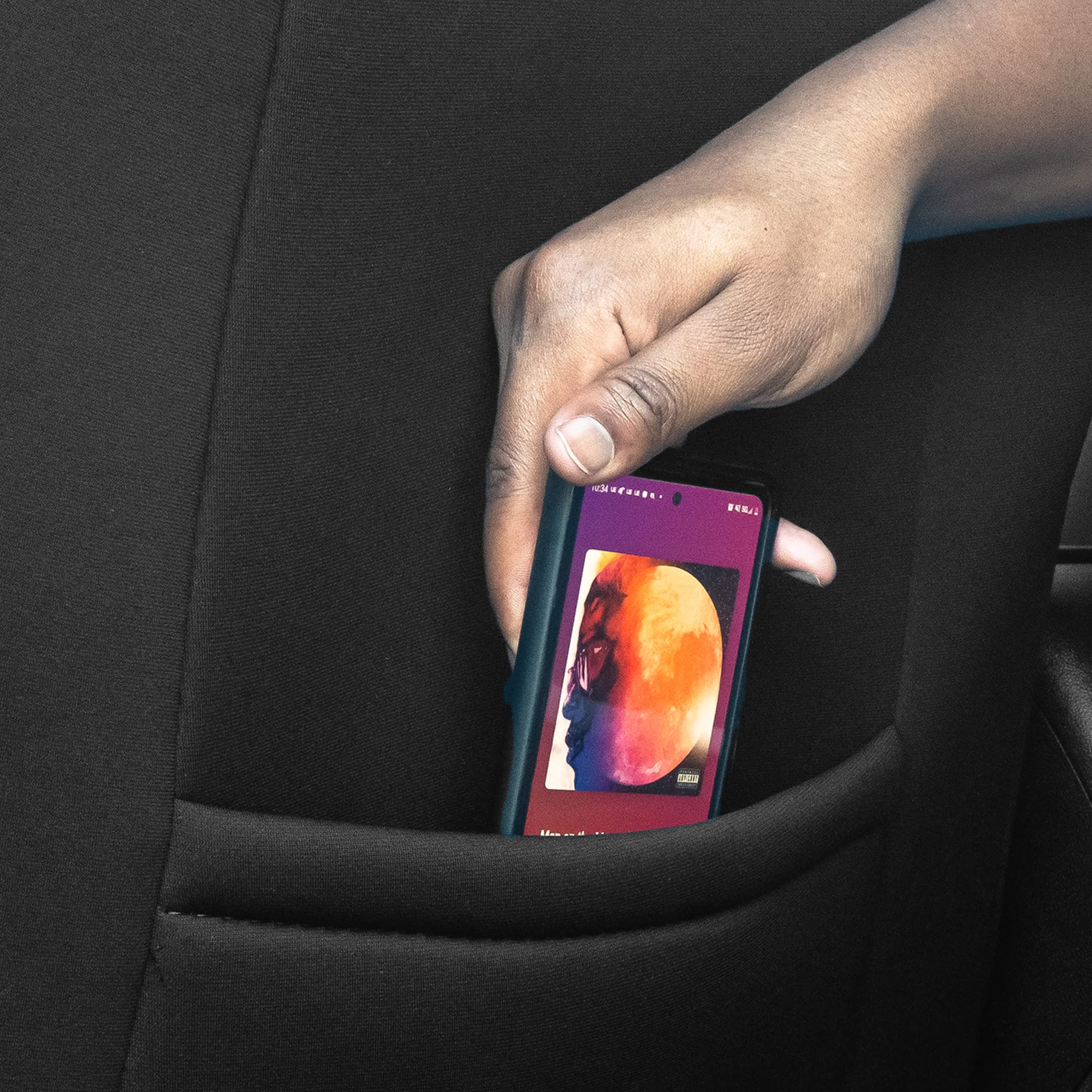 Premium Custom Fit Neoprene Seat Covers for Toyota Camry LE/SE/XSE/XLE (2012-2017) - Waterproof Front Seat Covers Set in Red & Black | Durable Interior Accessories for Car Protection & Style | Perfect for Daily Commute, Road Trips and Outdoor Adventures