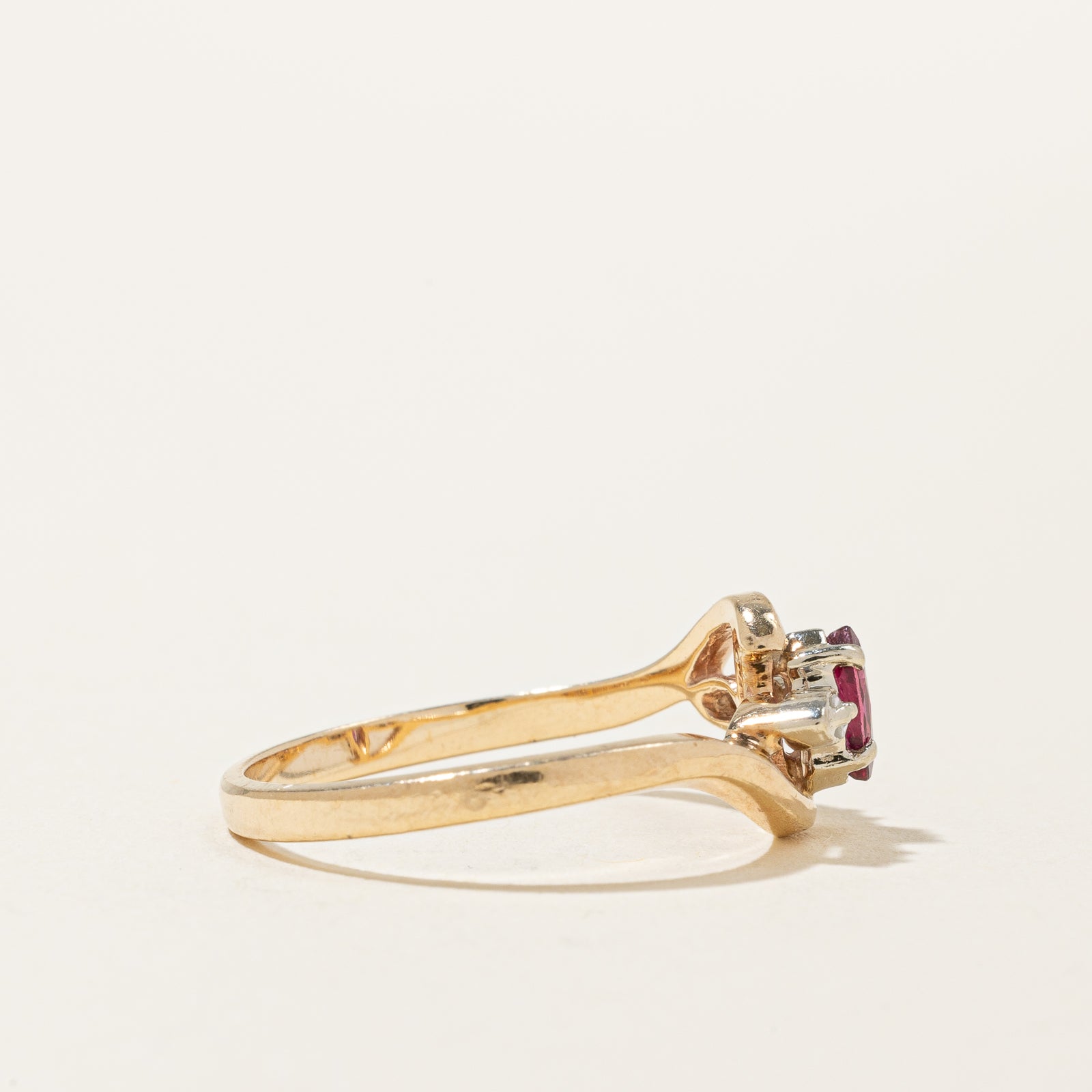 0.14ct Ruby & Diamond Ring for Women - 0.03ctw Round Cut Gemstone Engagement Ring, Size 6.75 - Perfect for Valentine's Day Gift, Anniversary or Wedding Jewelry