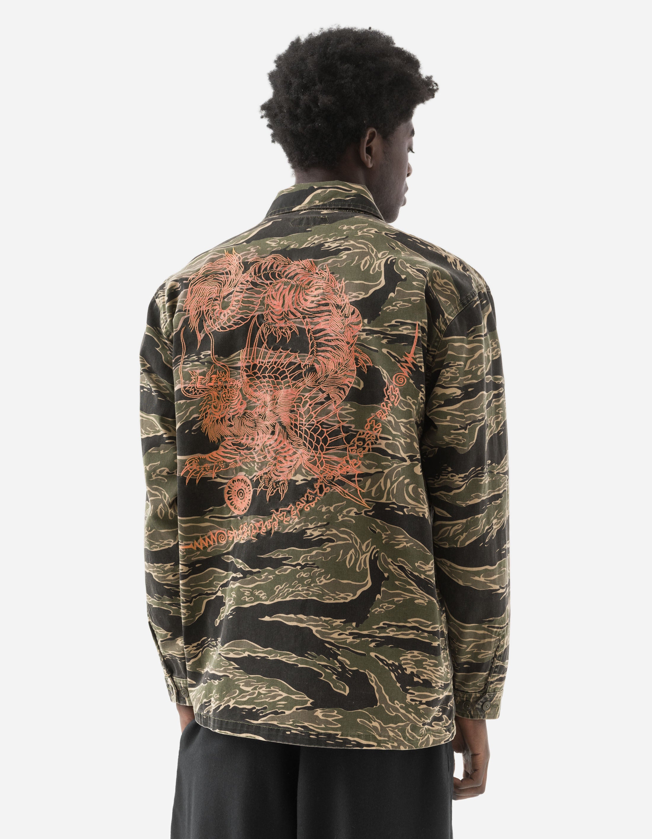 Camo Tiger Advisor's Shirt in Mint Gold - Stylish Hunting & Outdoor Apparel for Adventure Enthusiasts
