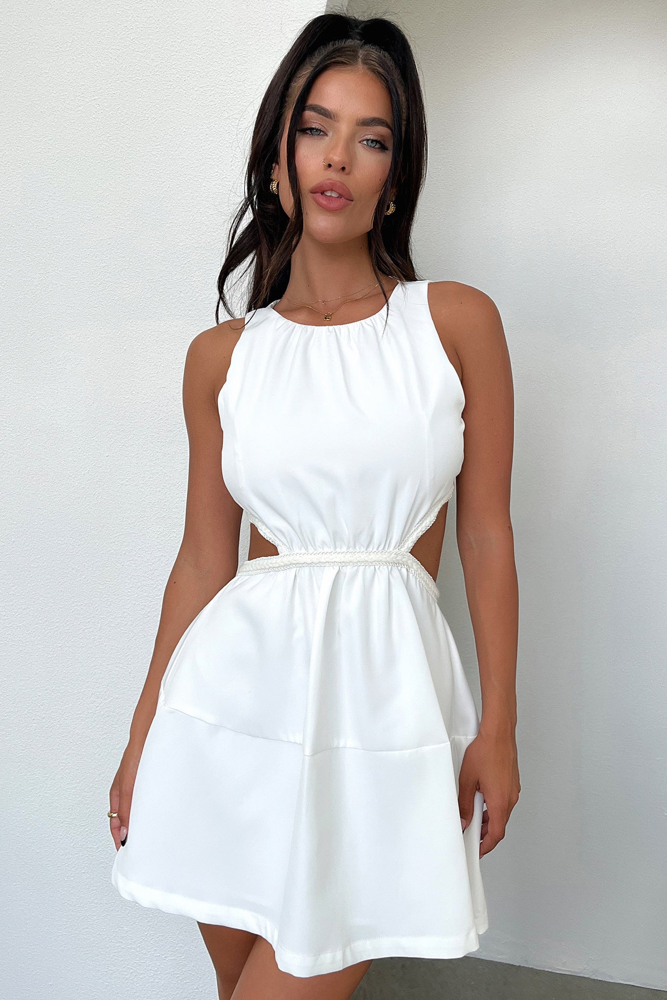 Elita Dress - Elegant White Women's Dress for Casual Wear, Parties & Special Occasions | Perfect for Weddings, Dates & Office Events
