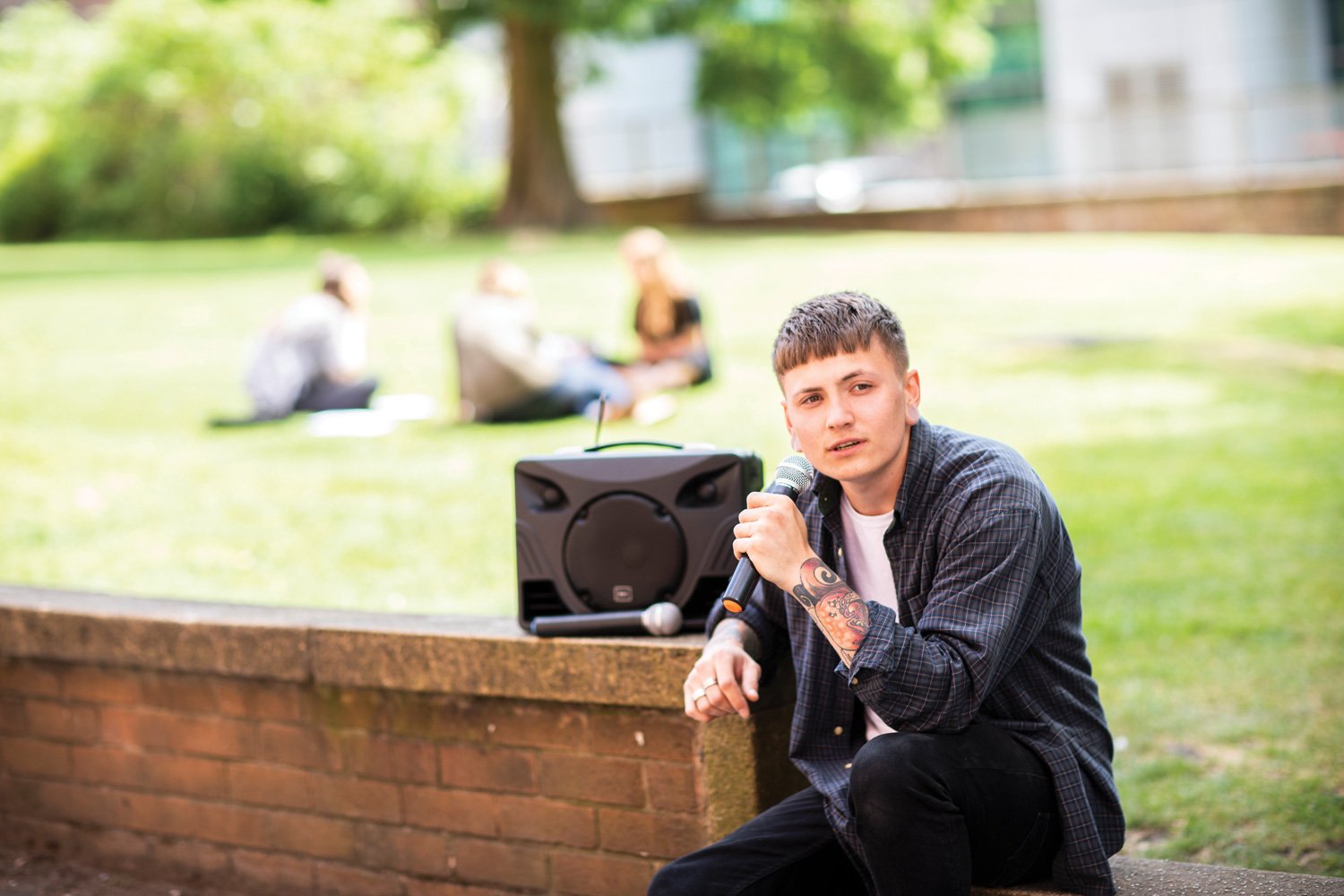 QTX DELTA-50 Portable Bluetooth PA System - Perfect for Outdoor Events, Parties & Live Performances
