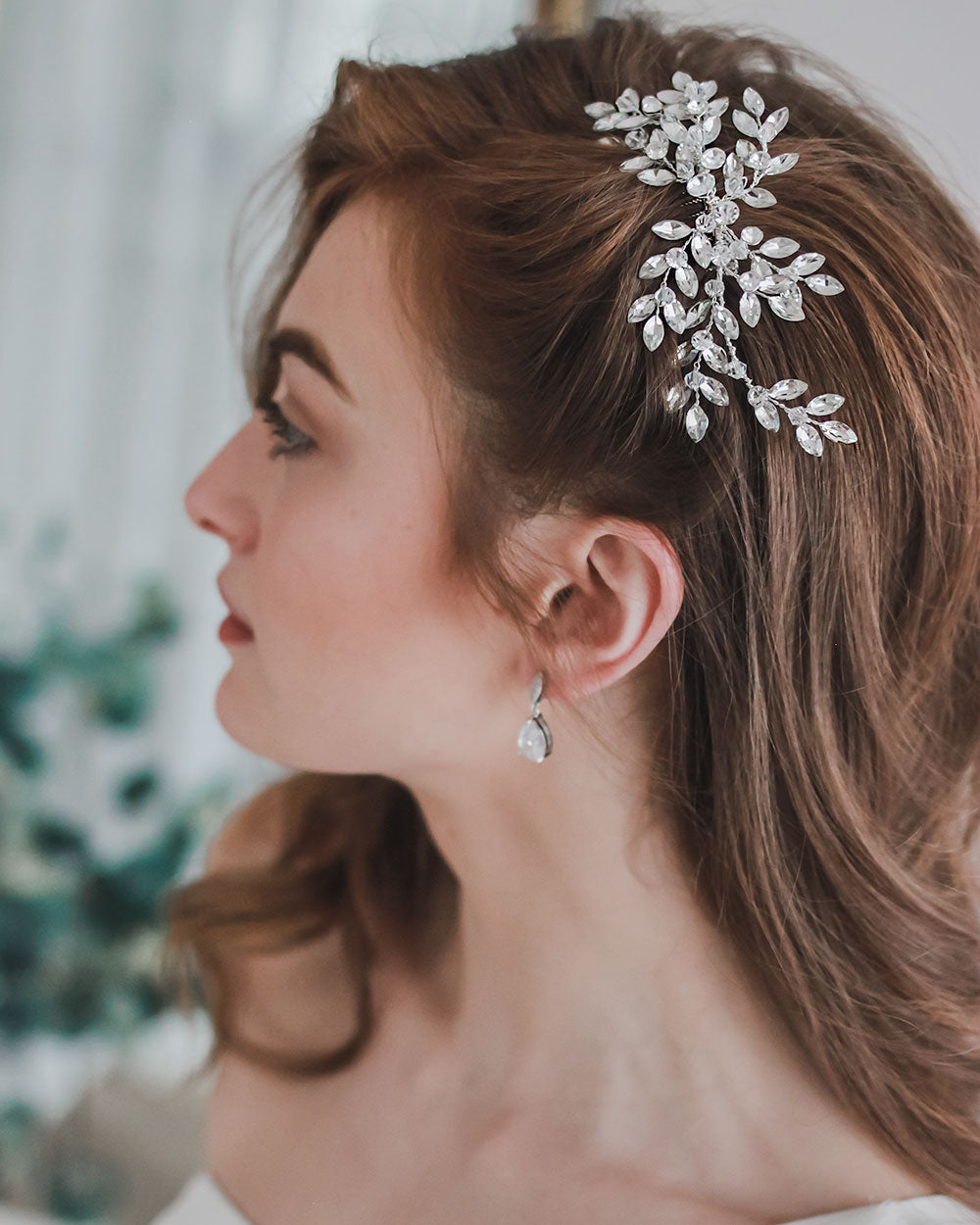 Elegant Bridal Hair Comb for Weddings - Vintage Rhinestone Wedding Hair Accessories for Brides, Bridesmaids & Special Occasions