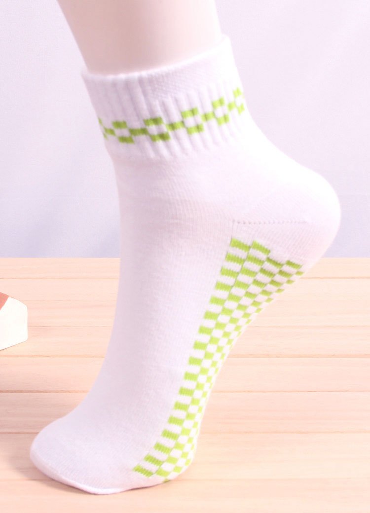 BambooMN Women's Ankle Socks - Super Soft Breathable Cotton with Moisture Wicking - Comfortable for Yoga, Running, Work & Daily Wear