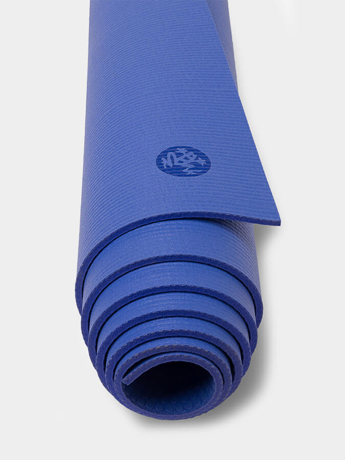 Premium Manduka PRO Yoga Mat 6mm - Extra Thick Non-Slip Eco-Friendly Exercise Mat for Hot Yoga, Pilates & Home Workouts - Ideal for Professional Yogis & Fitness Enthusiasts