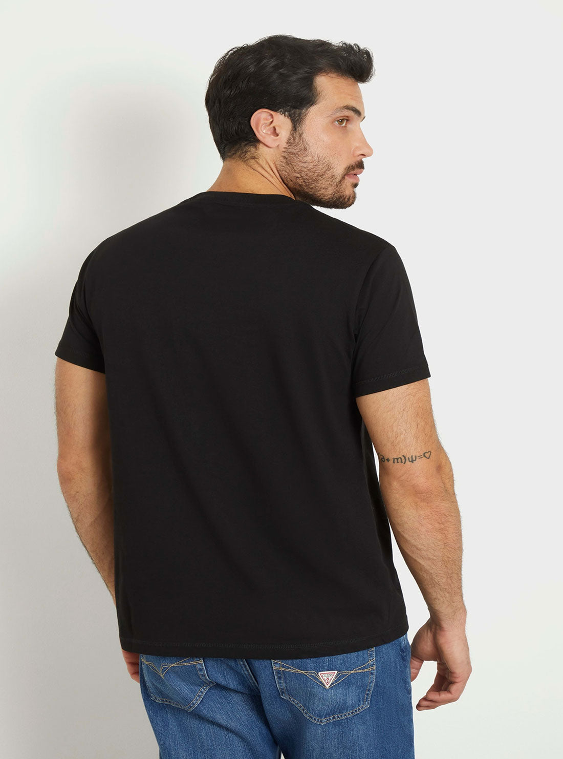 Eco-Friendly Black College Logo T-Shirt for Men & Women - Sustainable Cotton Apparel for Campus, Alumni Events & Casual Wear