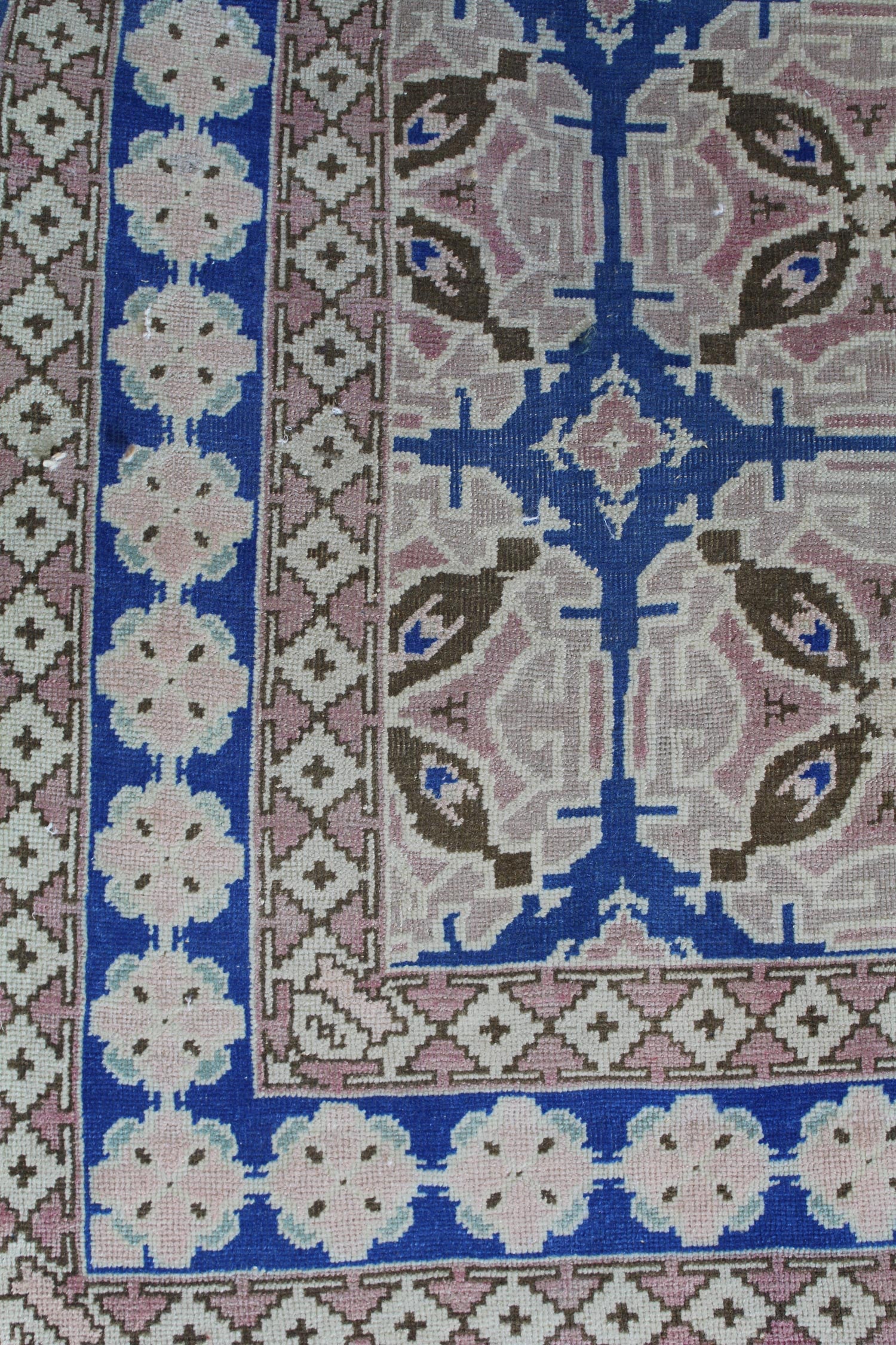 Antique Agra Handwoven Traditional Rug - Premium Indian Wool Carpet J62994 for Living Room, Bedroom & Home Decor