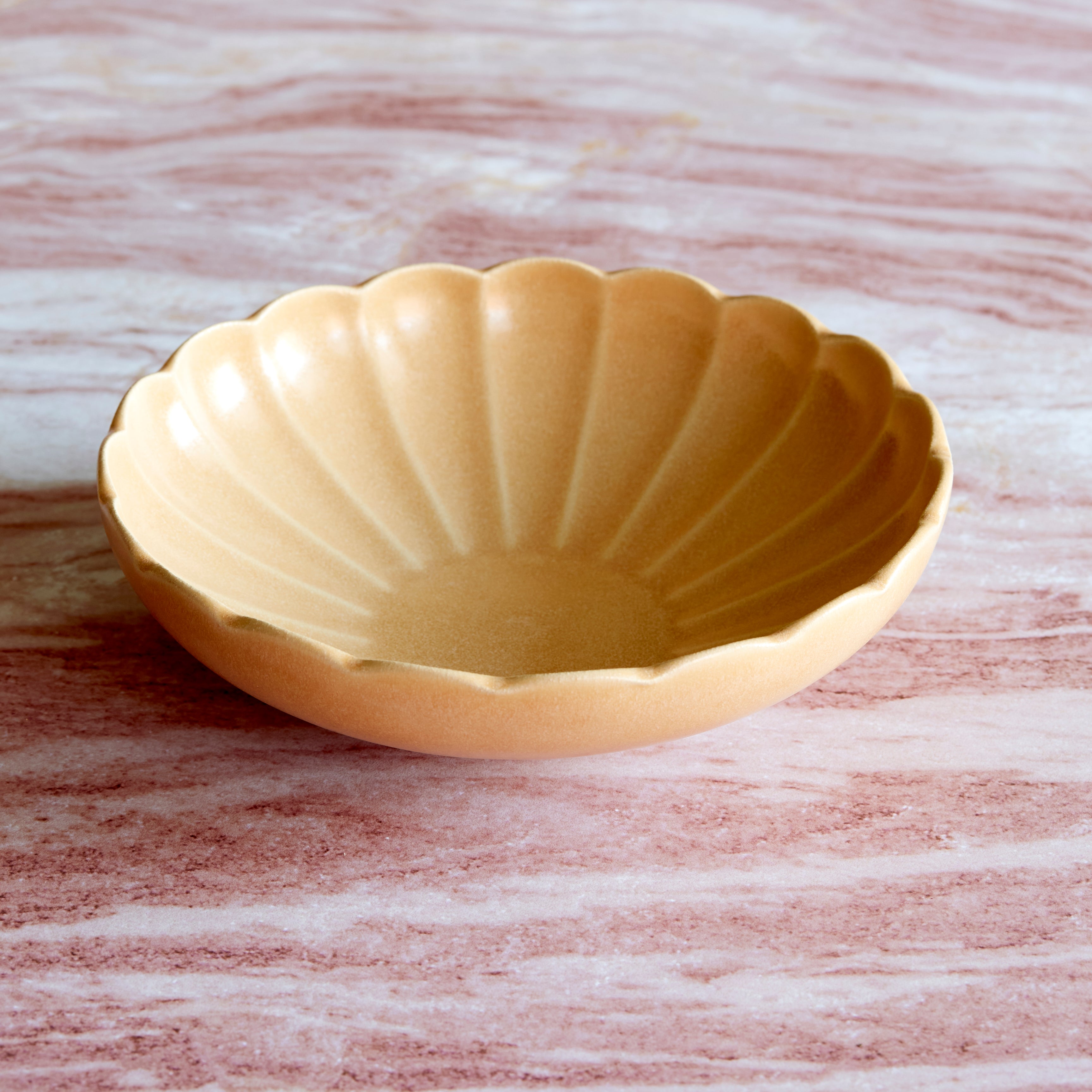 Dhalia Stoneware Pasta Bowl in Camel Color - Elegant Ceramic Pasta Serving Bowl for Italian Dishes, Soup, Salad & Family Dining