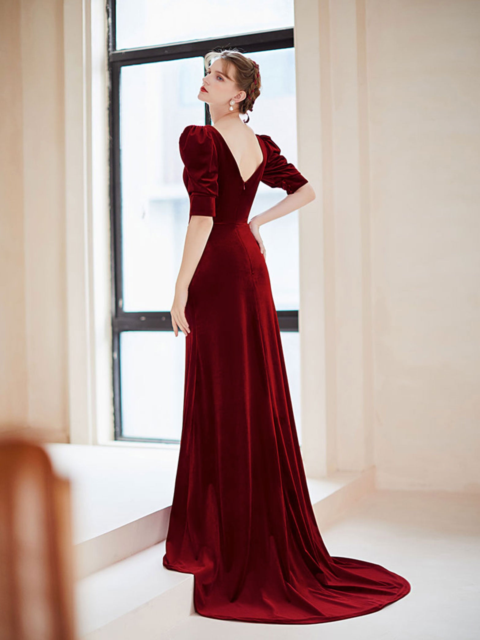 Burgundy Velvet Mermaid Long Prom Dress for Women - Elegant Burgundy Evening Gown for Formal Events, Homecoming, Wedding Guest & Special Occasions