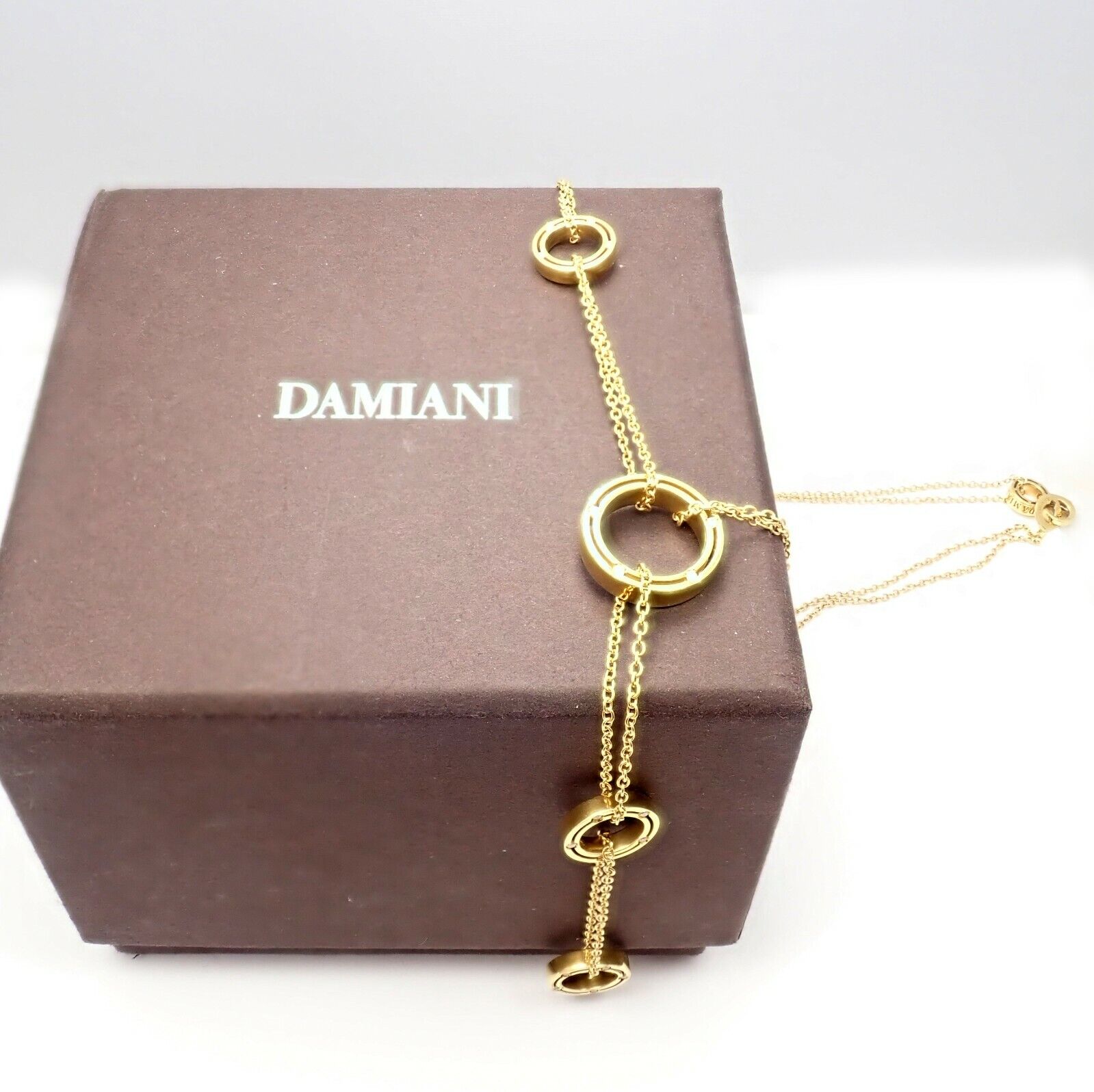 Authentic Damiani 18k Yellow Gold Diamond 7-Station Drop Necklace - Luxury Jewelry Gift for Women, Elegant Party & Evening Wear