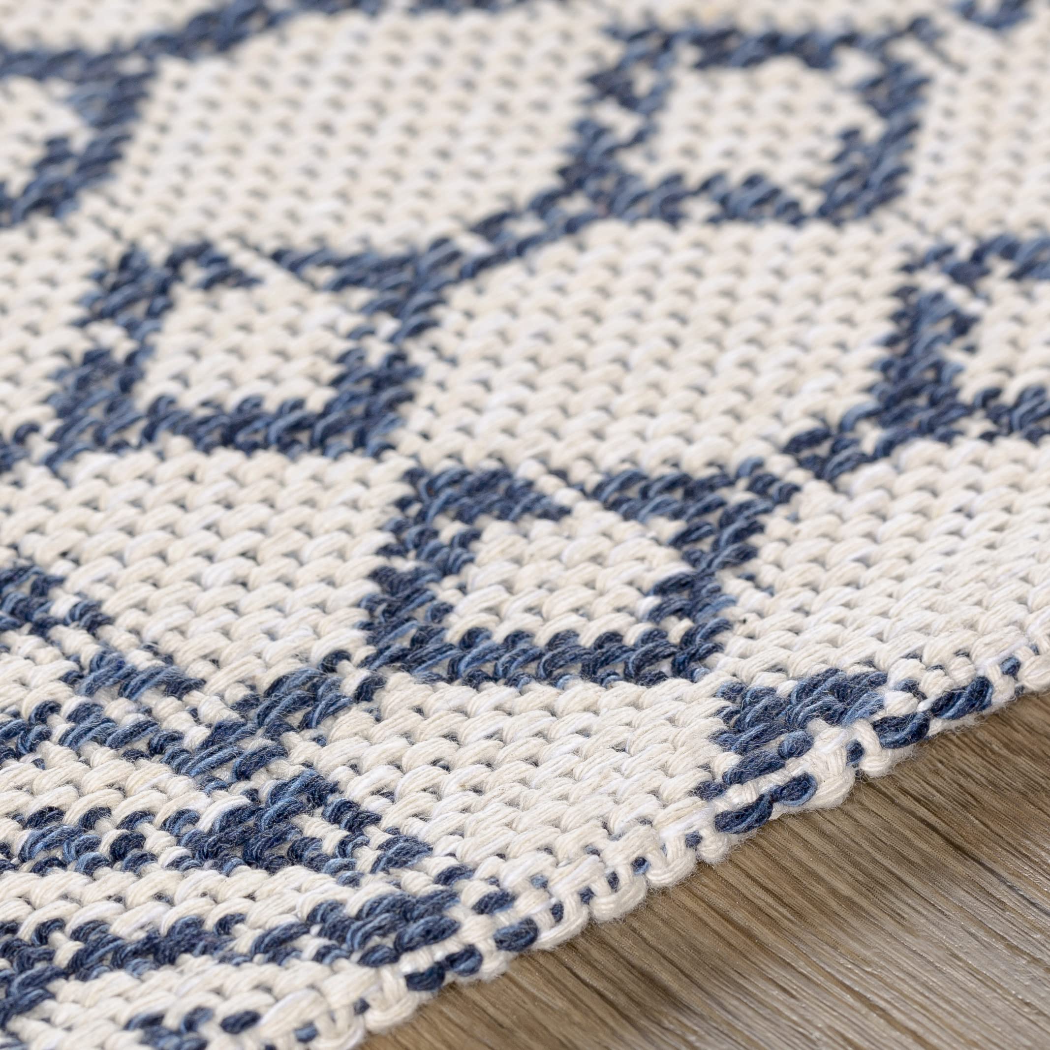 Mark&Day 5x7 Aigle Global Denim Area Rug - Blue Grey Washable Carpet for Living Room, Bedroom, Kitchen (5'3