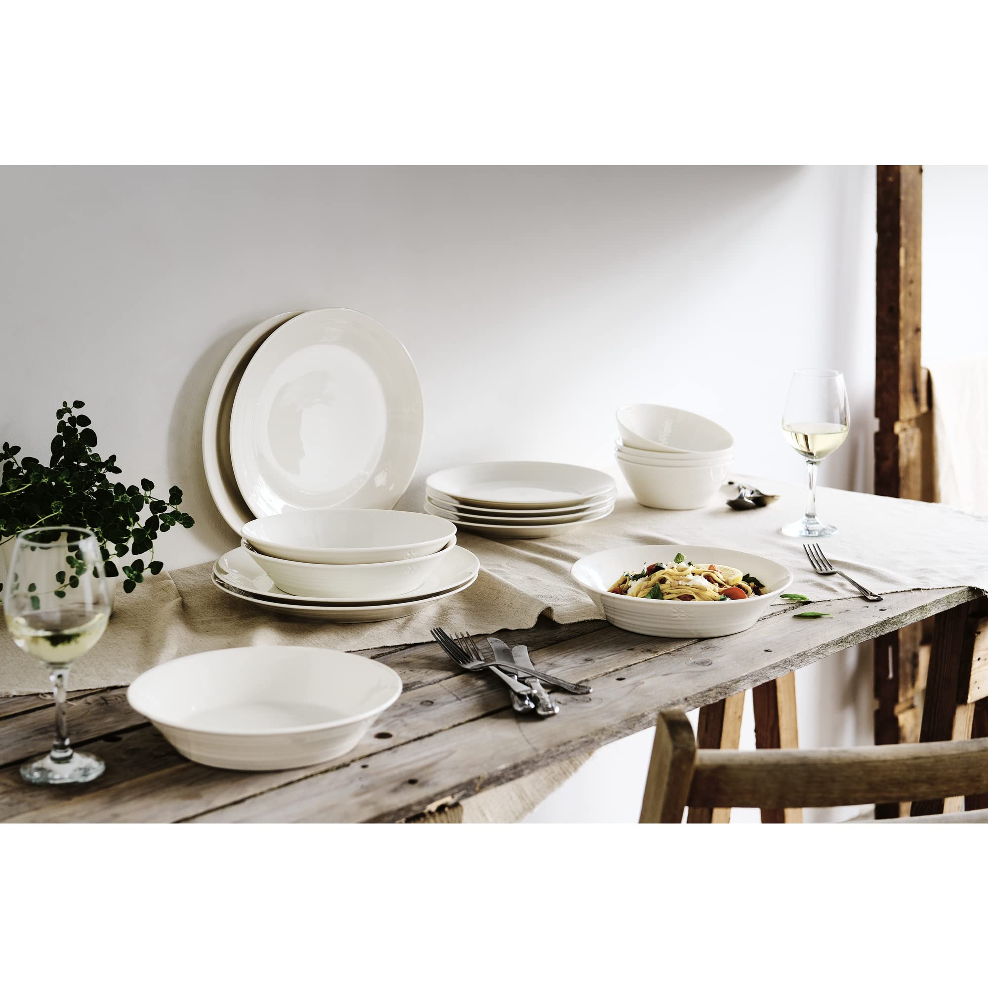 Royal Doulton 1815 Pure White 12-Piece Dinnerware Set - Elegant Porcelain Dinner Plates, Bowls & Cups - Perfect for Formal Dining, Dinner Parties & Holiday Entertaining