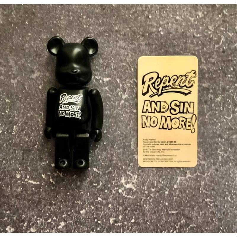 Bearbrick Series 15 ARTIST Andy Warhol 100% Collectible Vinyl Figure - Limited Edition Pop Art Toy for Display & Gifting