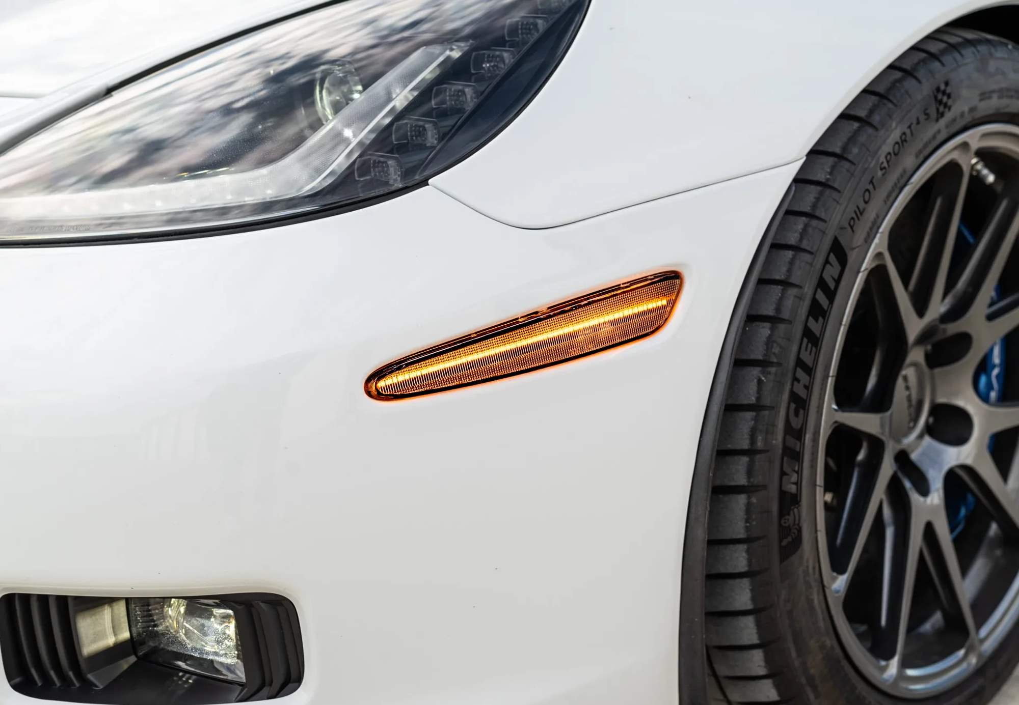 05-13 Chevy Corvette C6 Clear LED Side Marker Lights - Front & Rear Replacement for Enhanced Visibility - Perfect for Night Driving & Car Customization