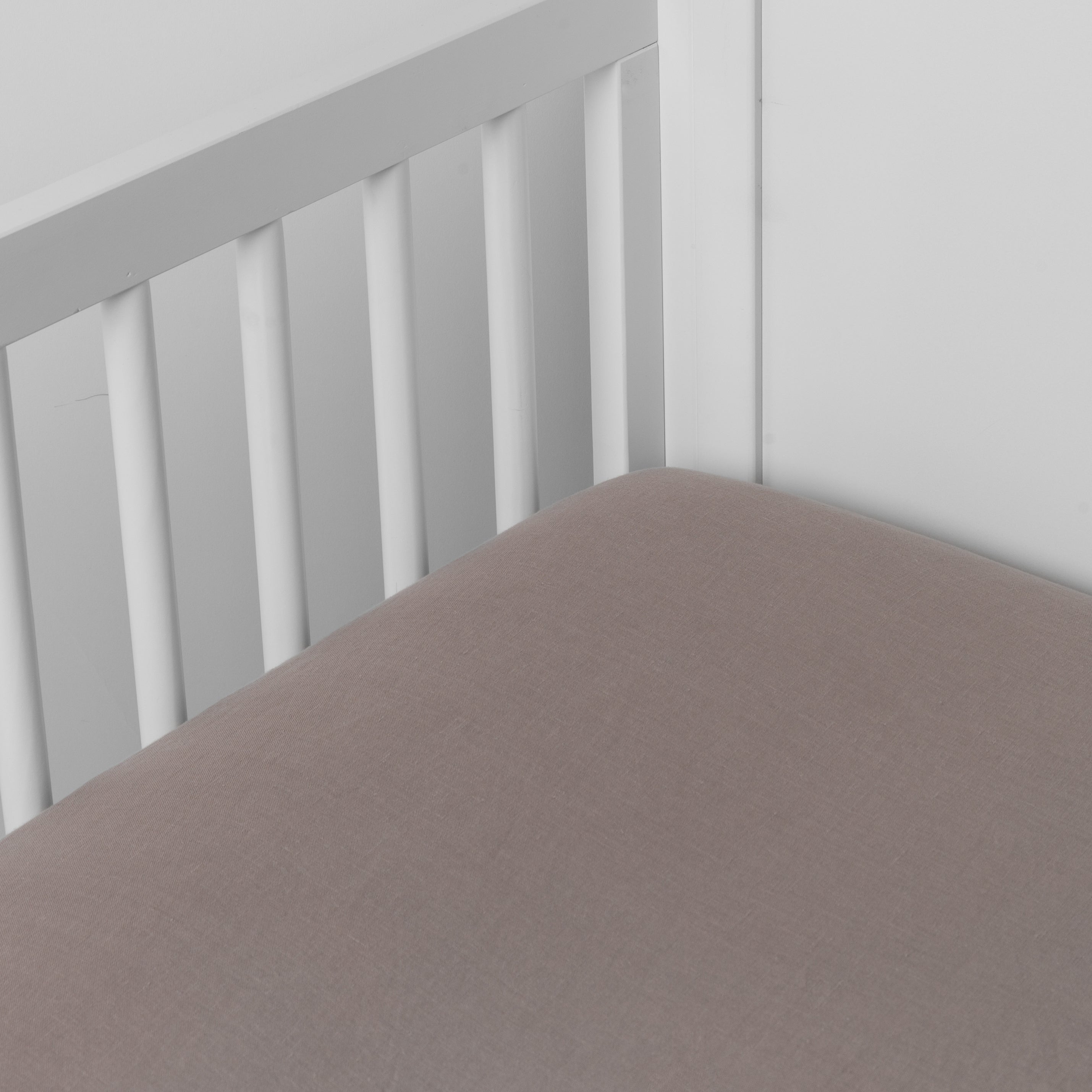 Soft Organic Linen Crib Sheet - Breathable & Hypoallergenic Baby Bedding for Boys & Girls - Perfect for Nursery, Daycare & Travel Cribs