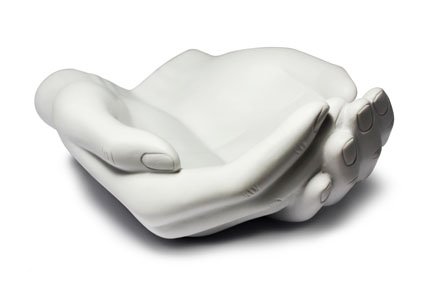 Danya B. CSK8076 White Poly Resin Decorative Tray - Elegant Hands Holder for Jewelry, Keys, Candles & Candy | 5.25