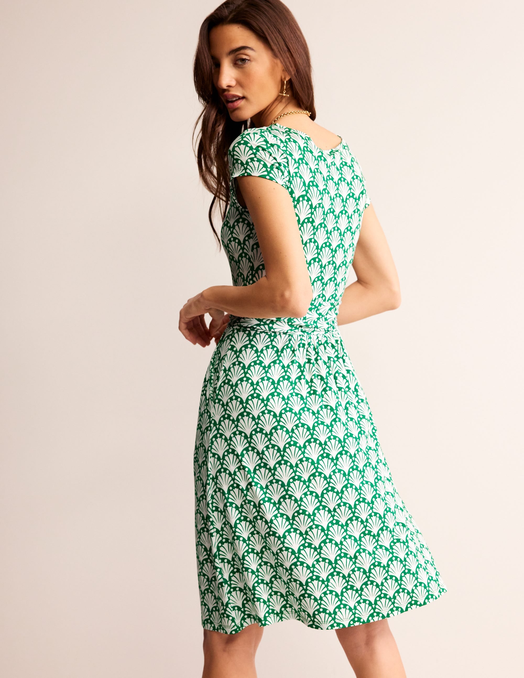 Amelie Green Tambourine Shells Jersey Dress - Women's Flowy Summer Casual Dress for Beach, Vacation & Outdoor Activities