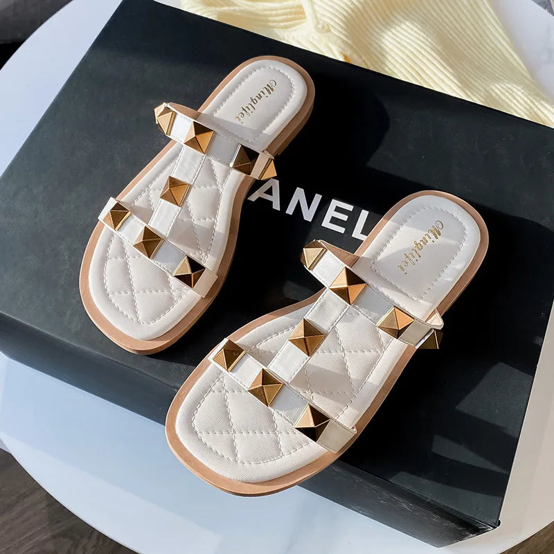 2023 Women's Summer Outdoor Sandals - Casual Flat Slippers with Fashion Rivet Design for Office, Walking & Travel | Lightweight Comfortable Beach Shoes for Ladies
