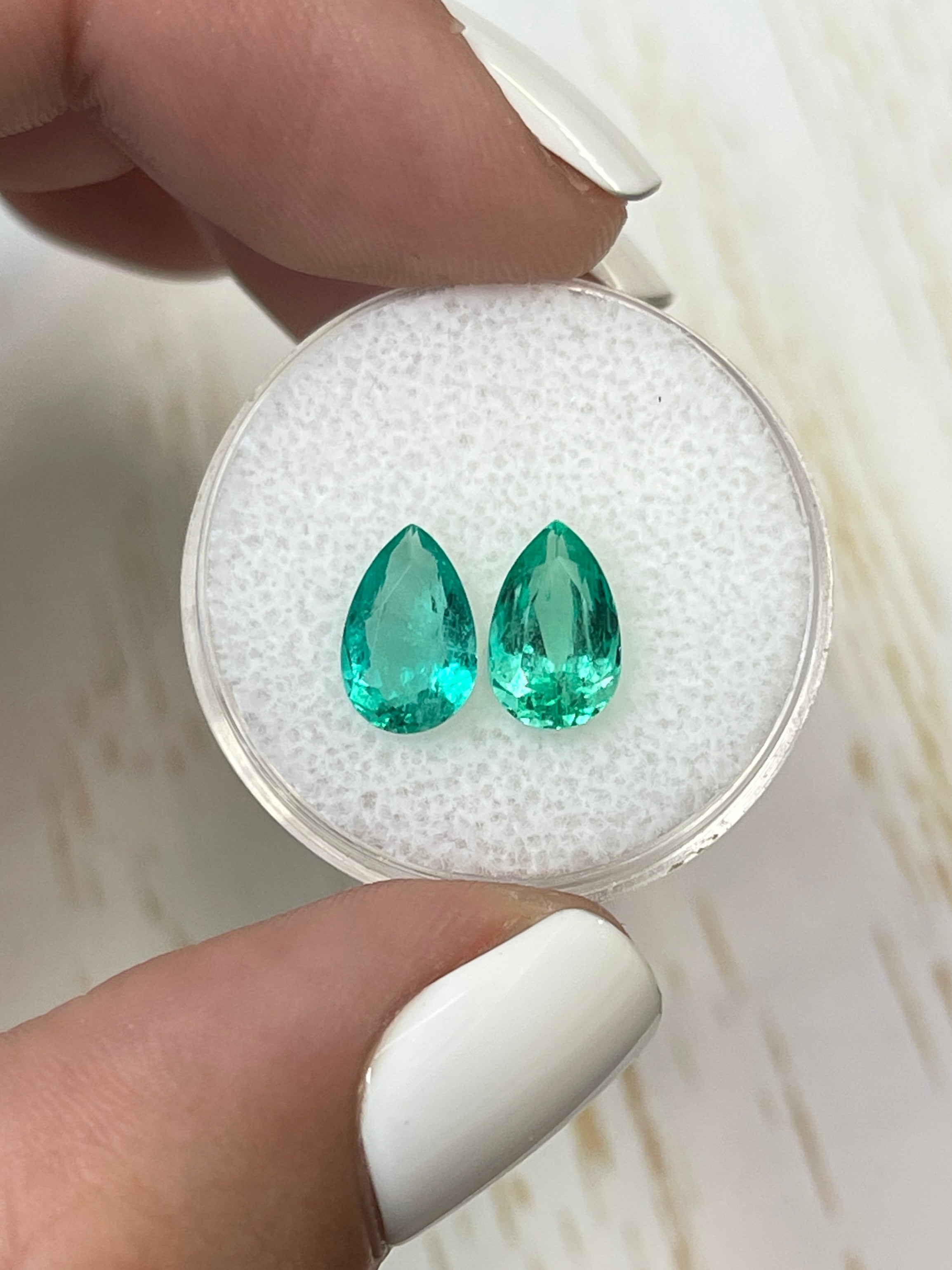 2.71tcw 9.4x6mm Pear Cut Loose Colombian Emeralds - Natural Green Gemstones for Jewelry Making, Engagement Rings & Luxury Gifts